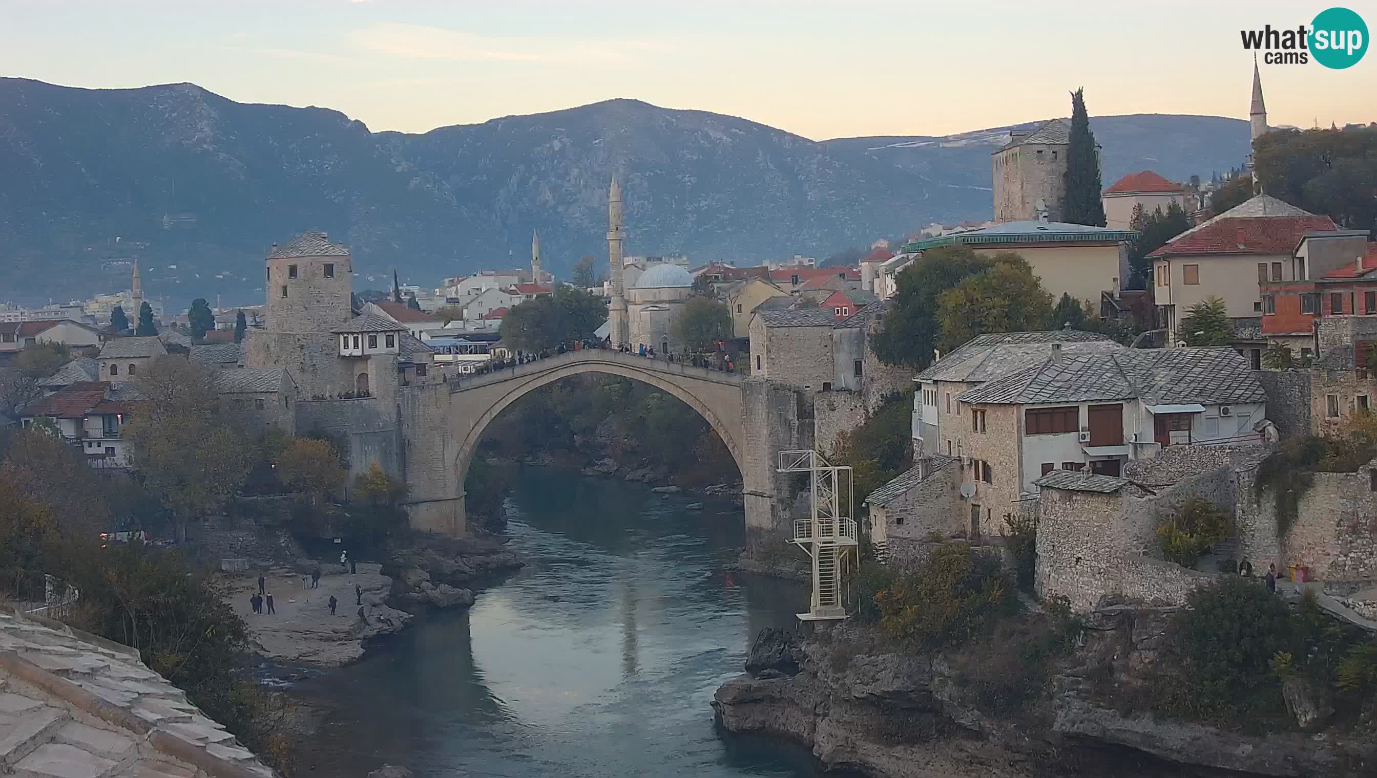 Cámara web de Mostar – El Viejo Puente sobre el río Neretva