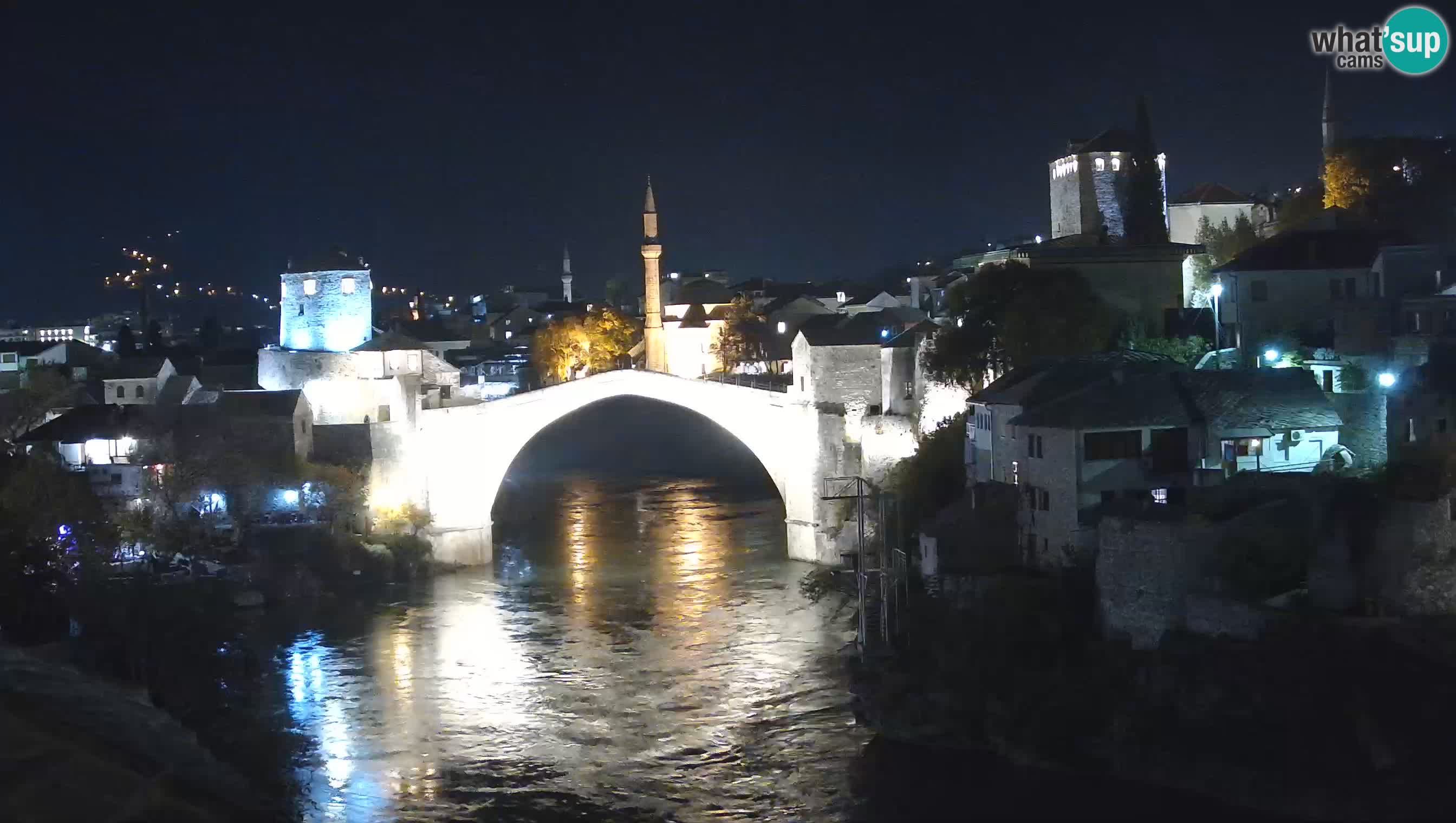 Mostar webkamera – Die Alte Brücke über den Fluss Neretva