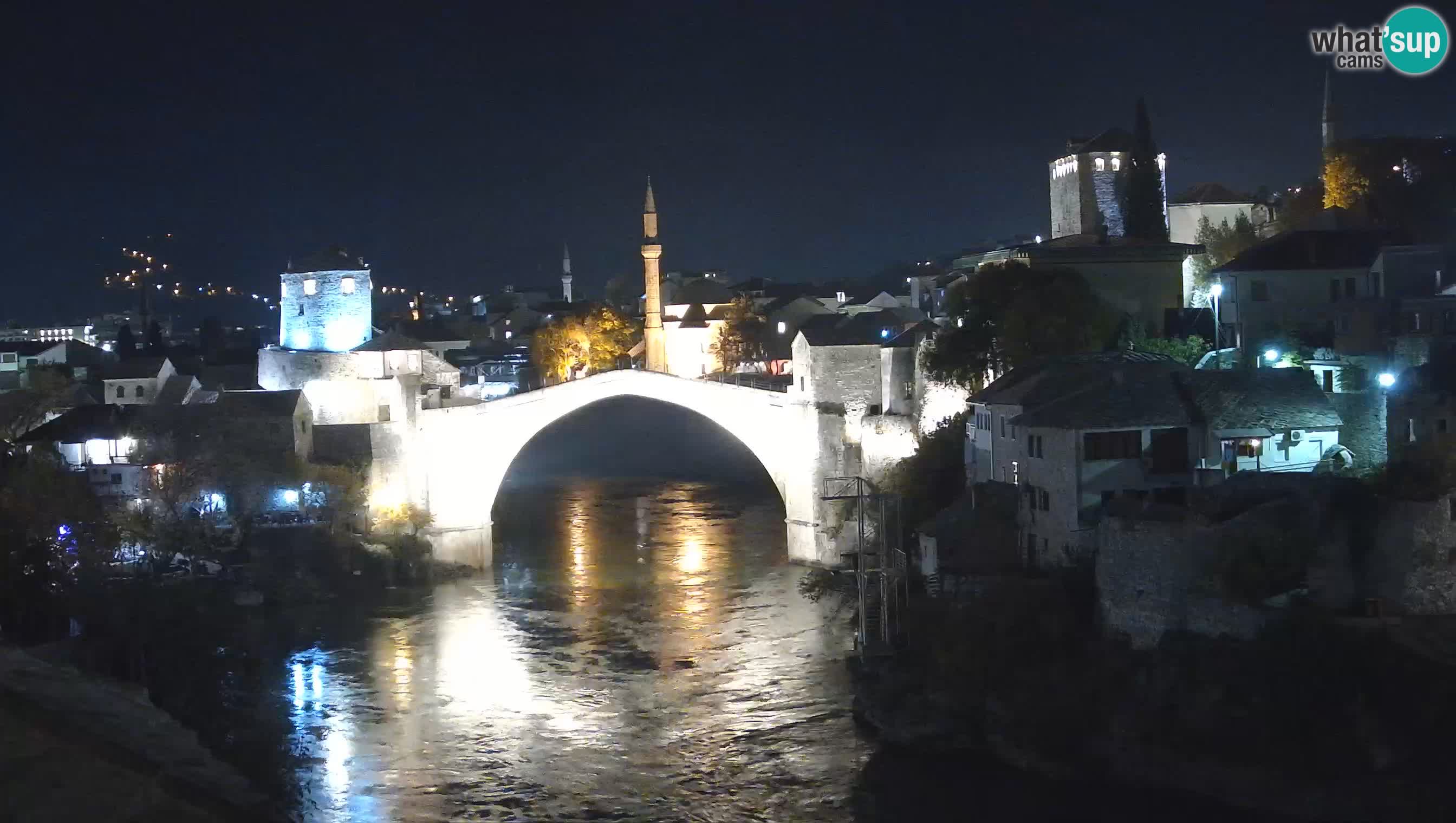 Mostar webkamera – Die Alte Brücke über den Fluss Neretva