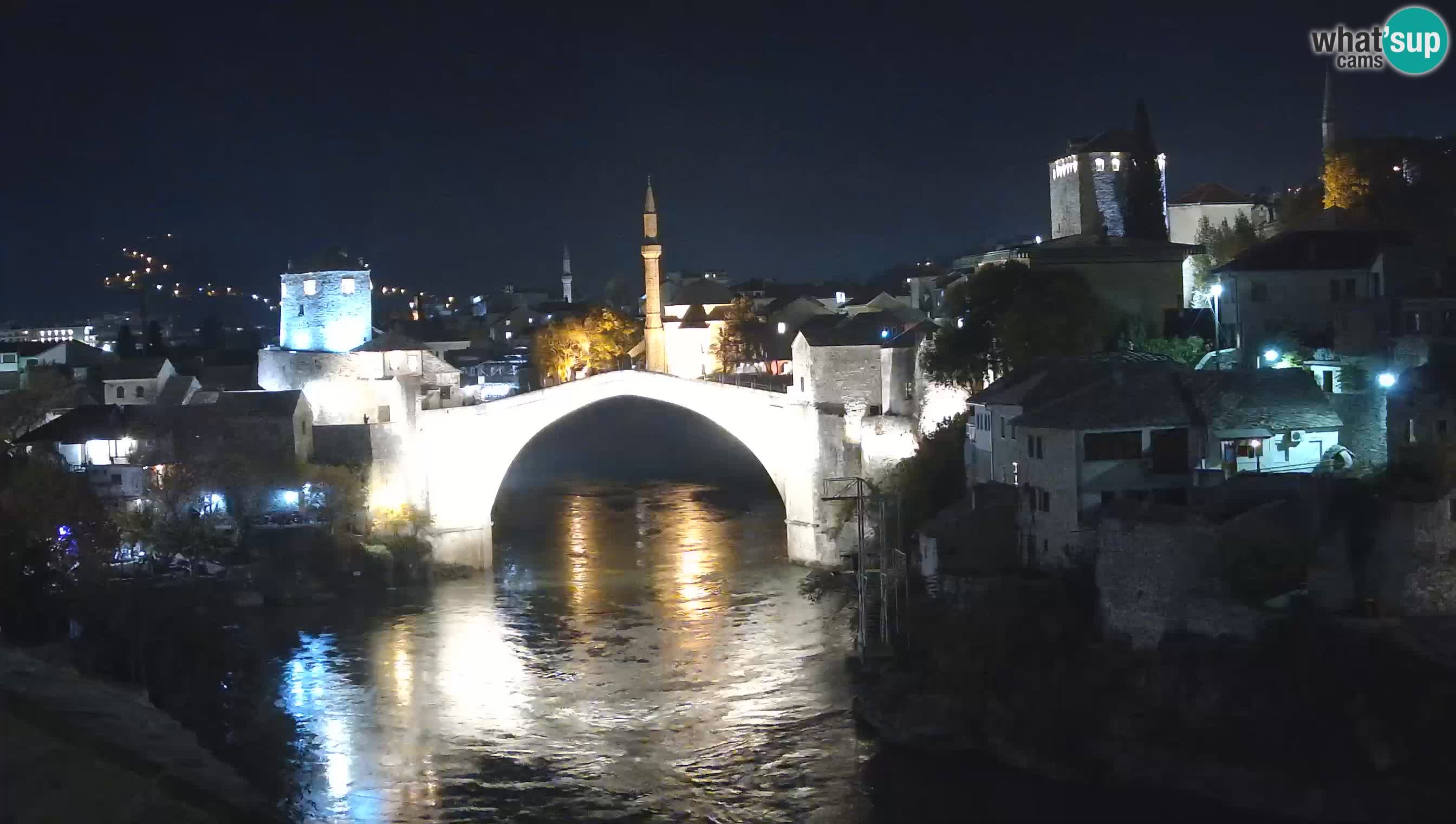 Mostar webkamera – Die Alte Brücke über den Fluss Neretva