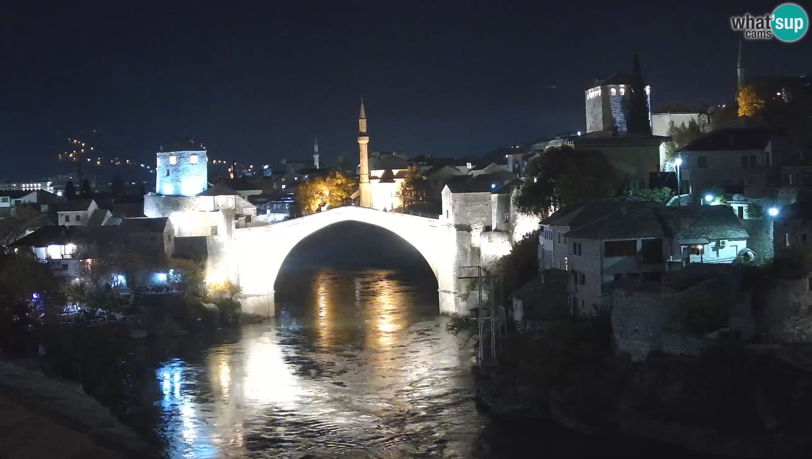 Mostar webkamera – Die Alte Brücke über den Fluss Neretva