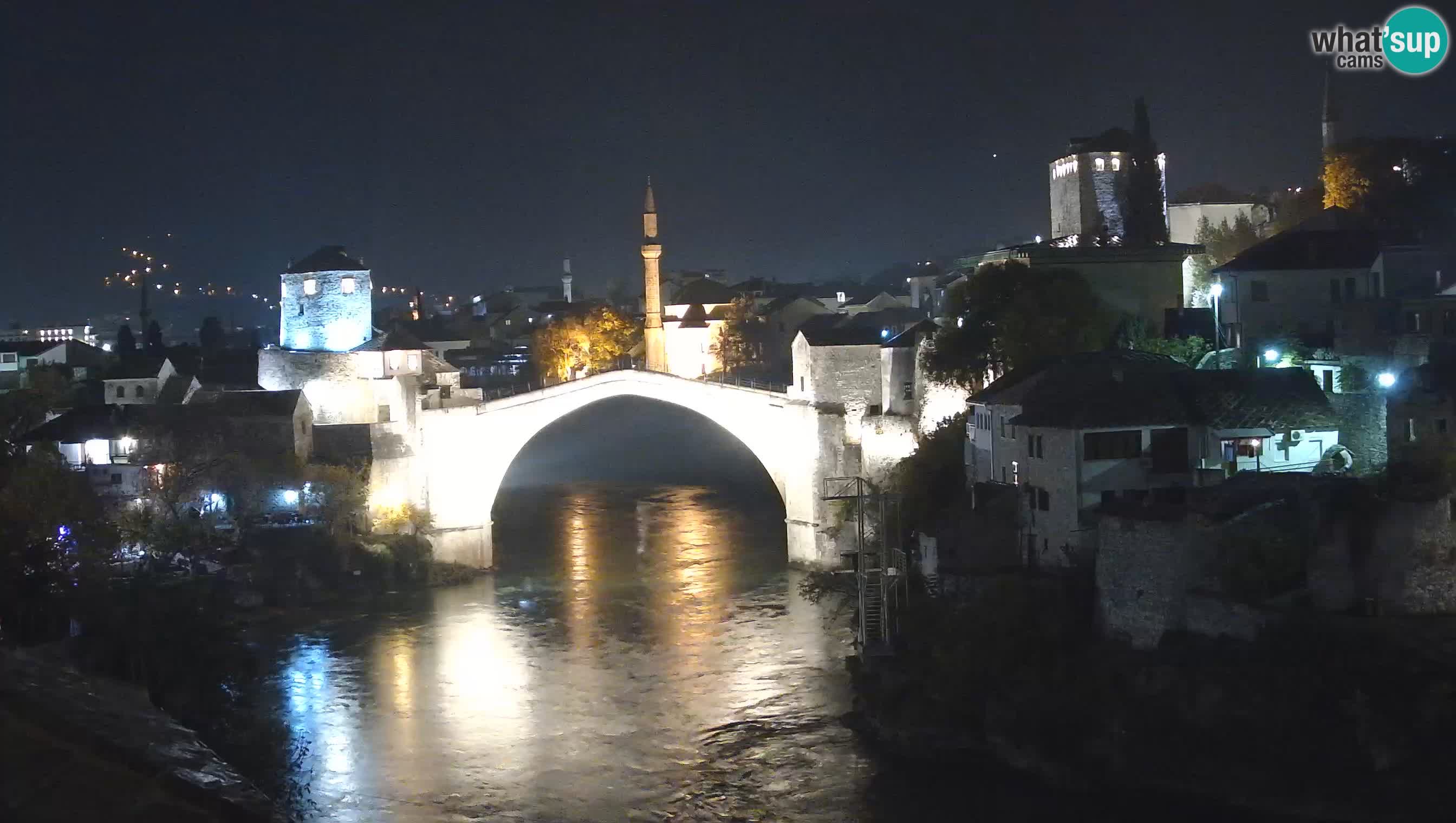 Mostar webkamera – Die Alte Brücke über den Fluss Neretva