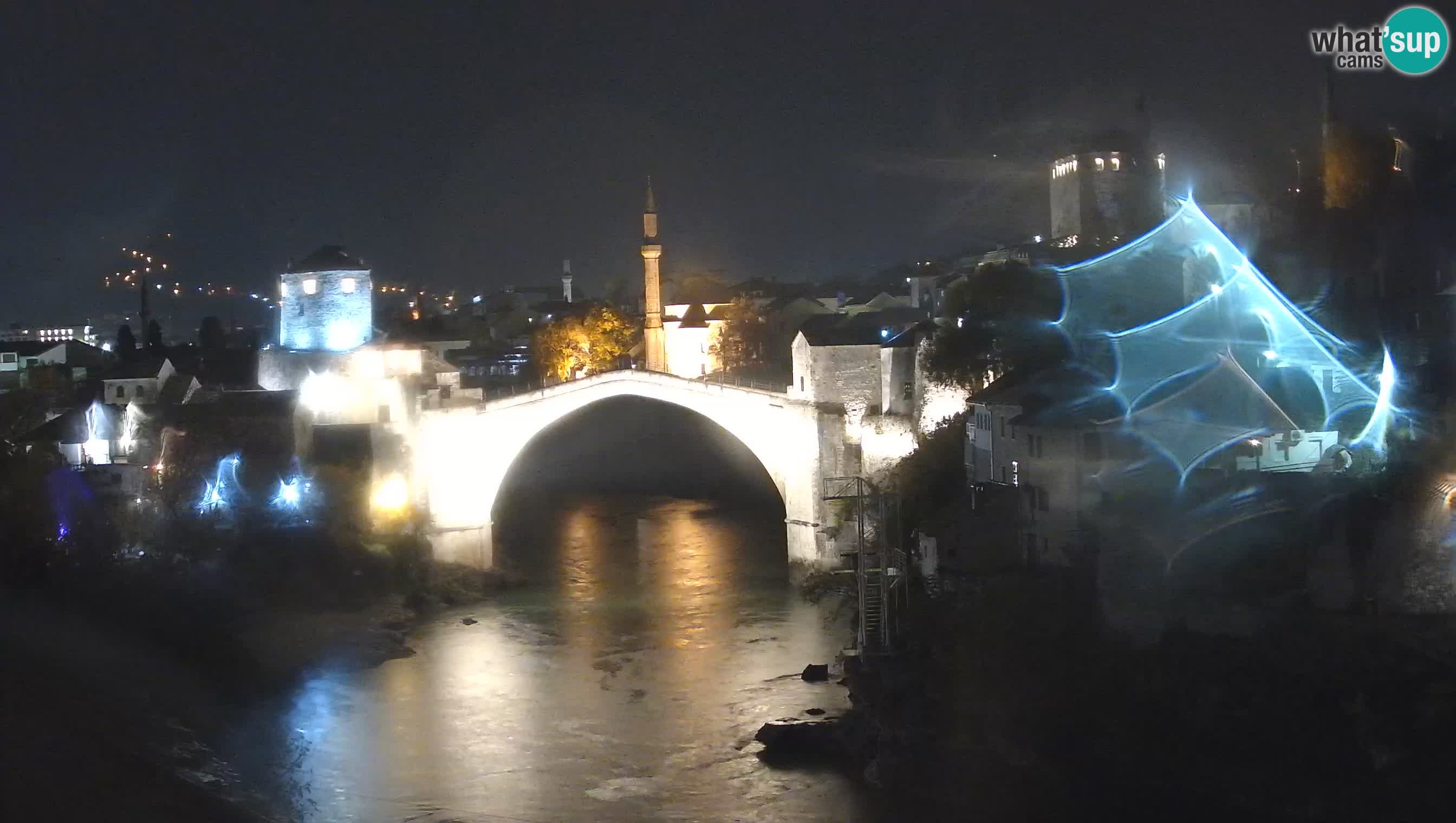 Mostar webkamera – Die Alte Brücke über den Fluss Neretva