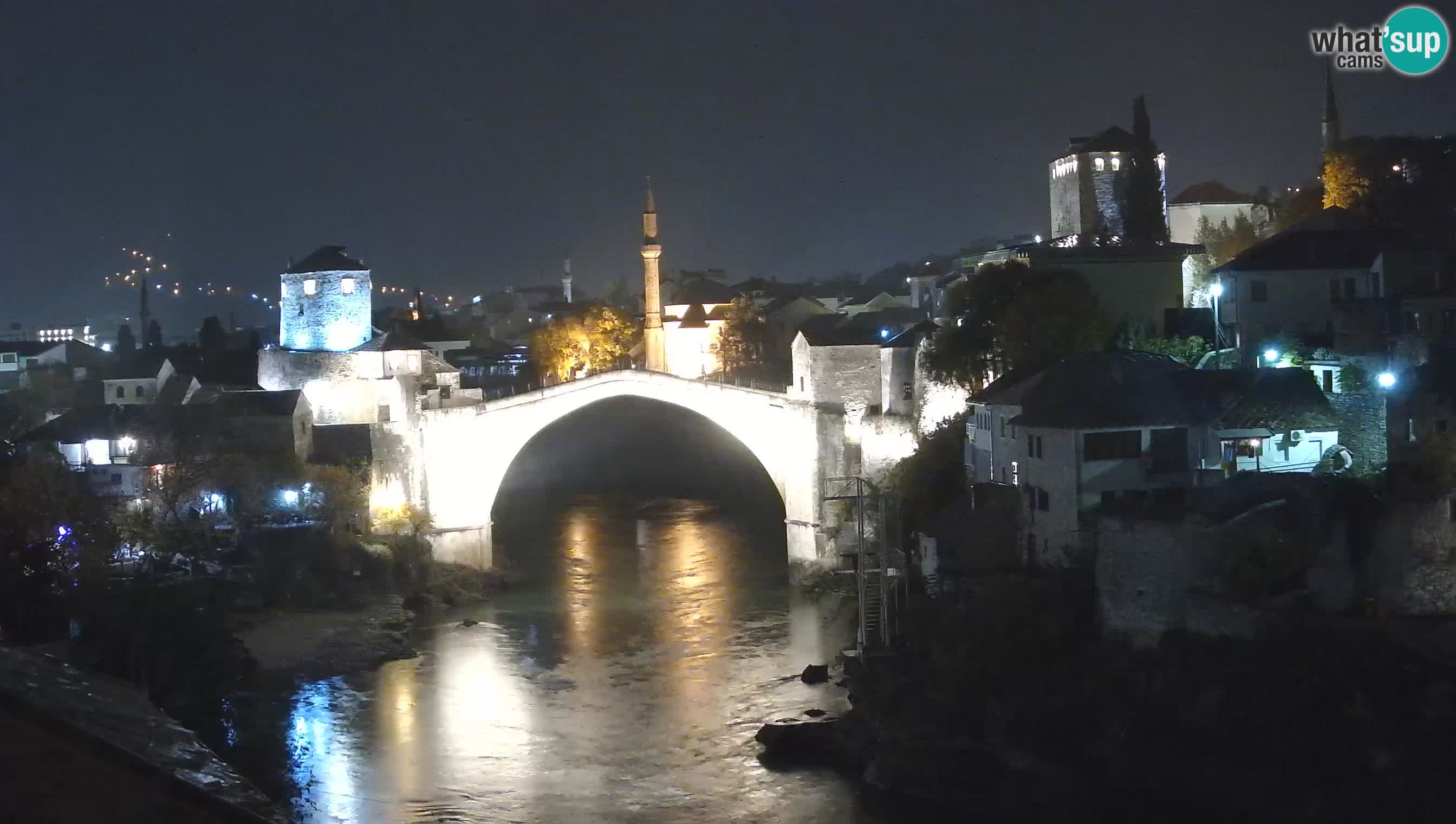 Mostar webkamera – Die Alte Brücke über den Fluss Neretva