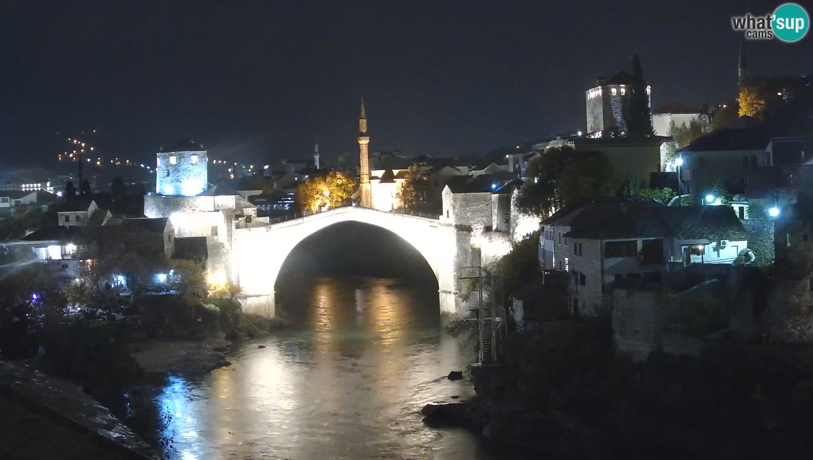 Mostar webkamera – Die Alte Brücke über den Fluss Neretva