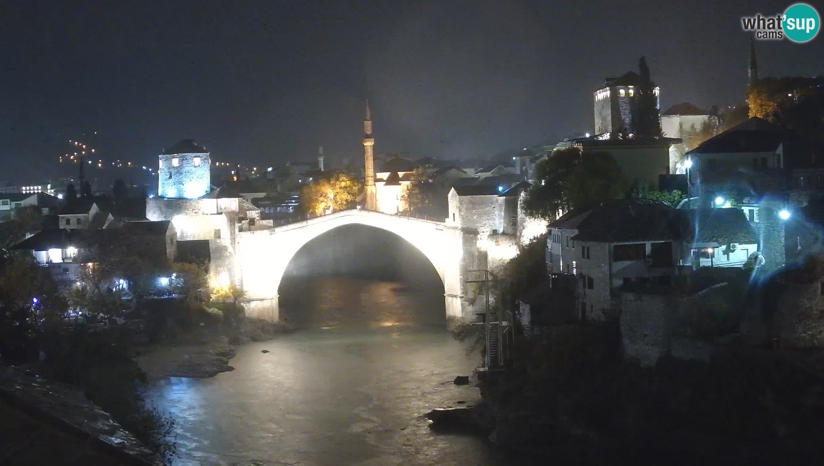 Mostar webkamera – Die Alte Brücke über den Fluss Neretva