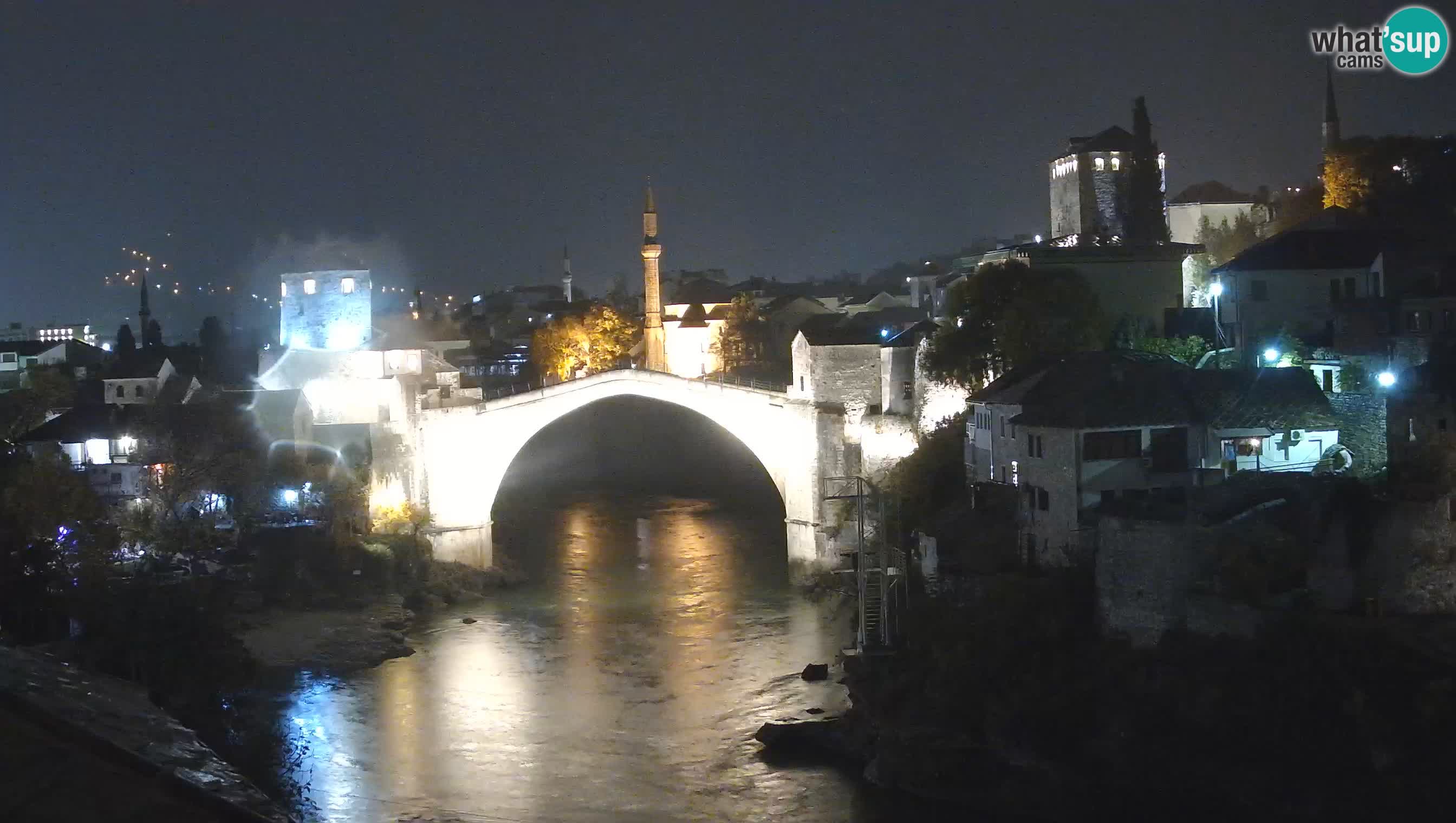 Mostar webkamera – Die Alte Brücke über den Fluss Neretva