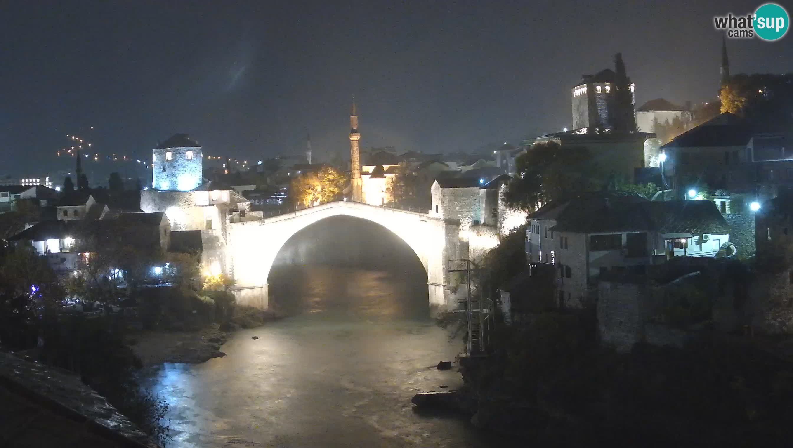 Mostar webkamera – Die Alte Brücke über den Fluss Neretva