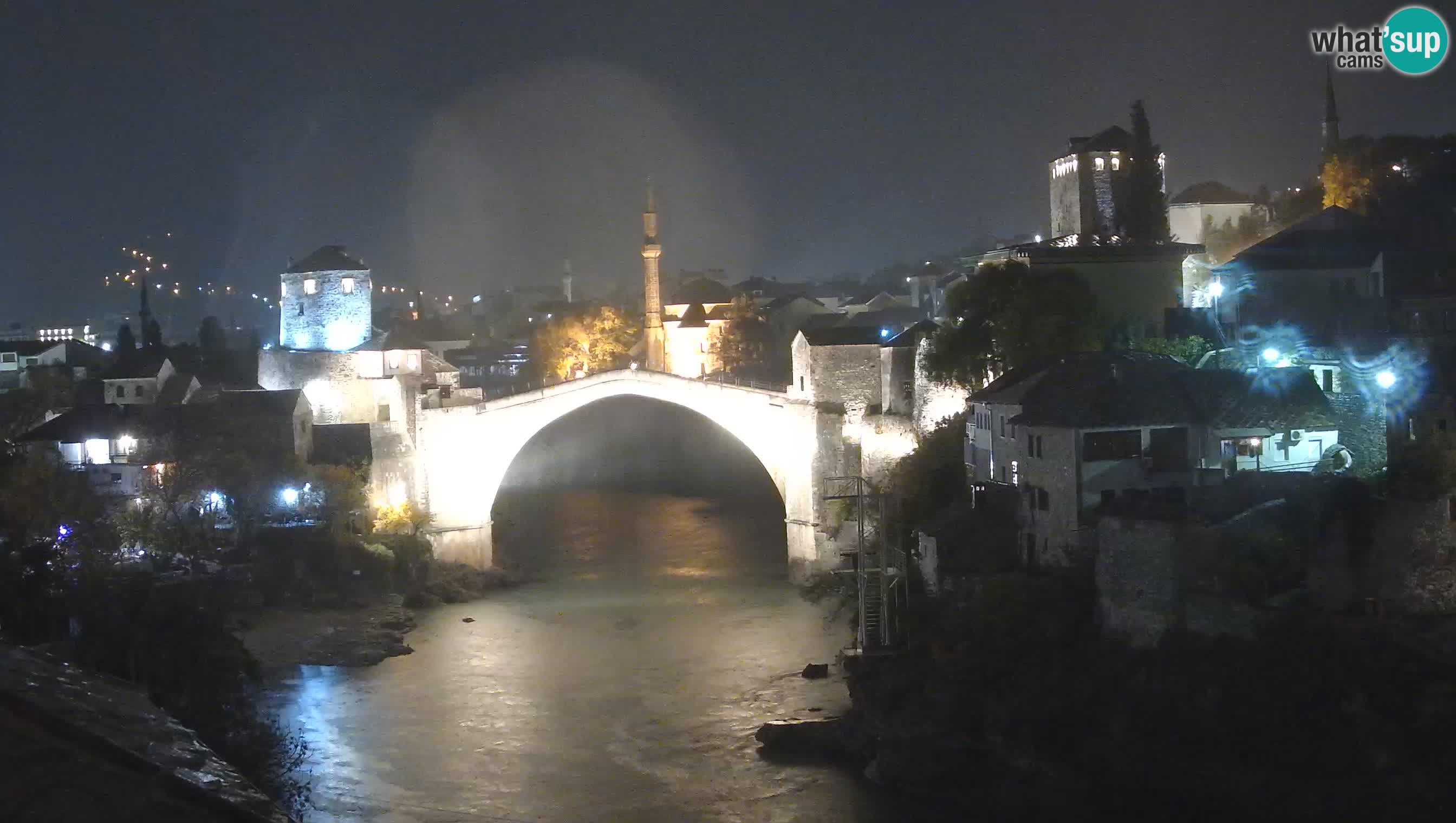 Mostar webkamera – Die Alte Brücke über den Fluss Neretva