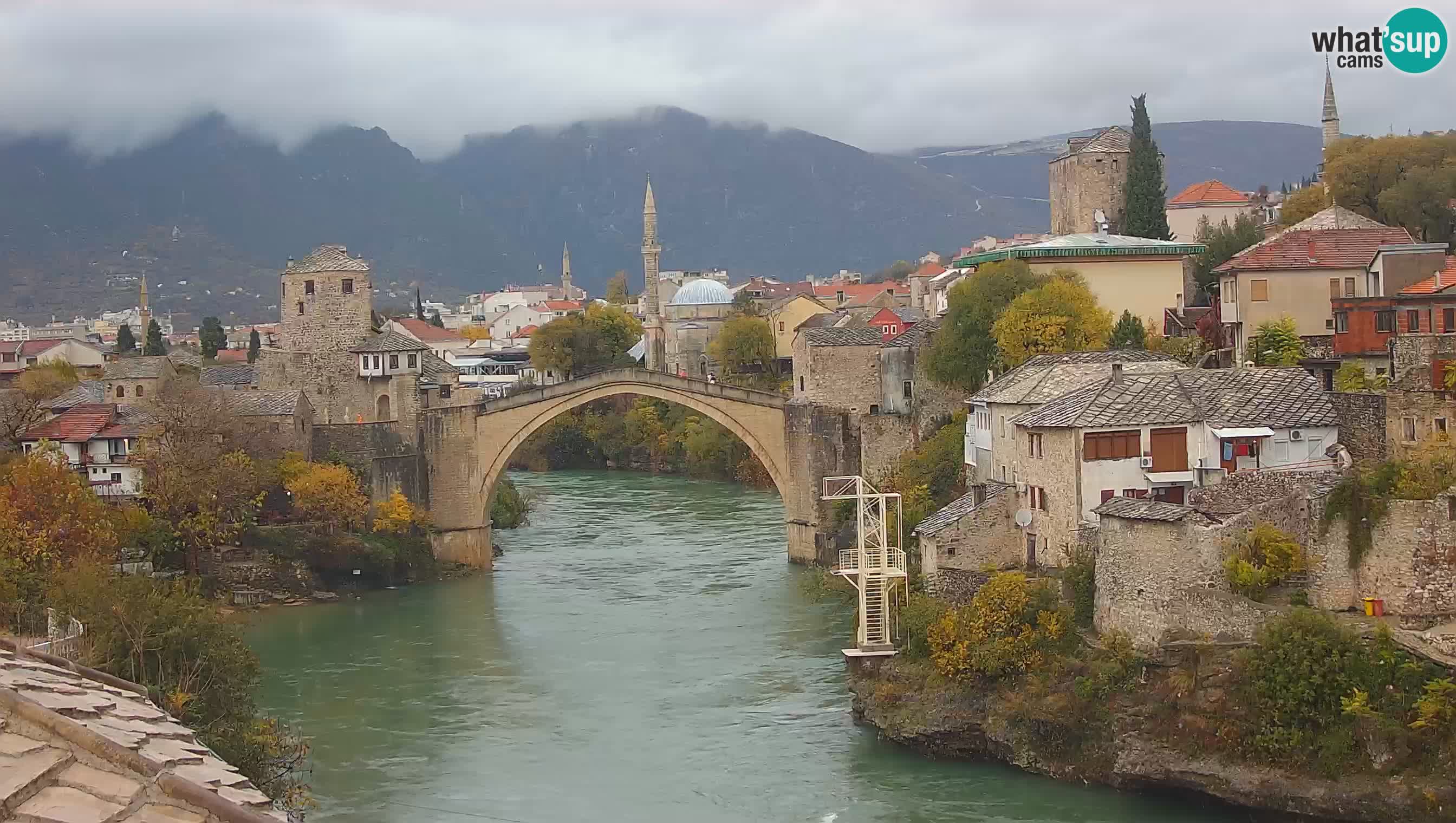 Cámara web de Mostar – El Viejo Puente sobre el río Neretva