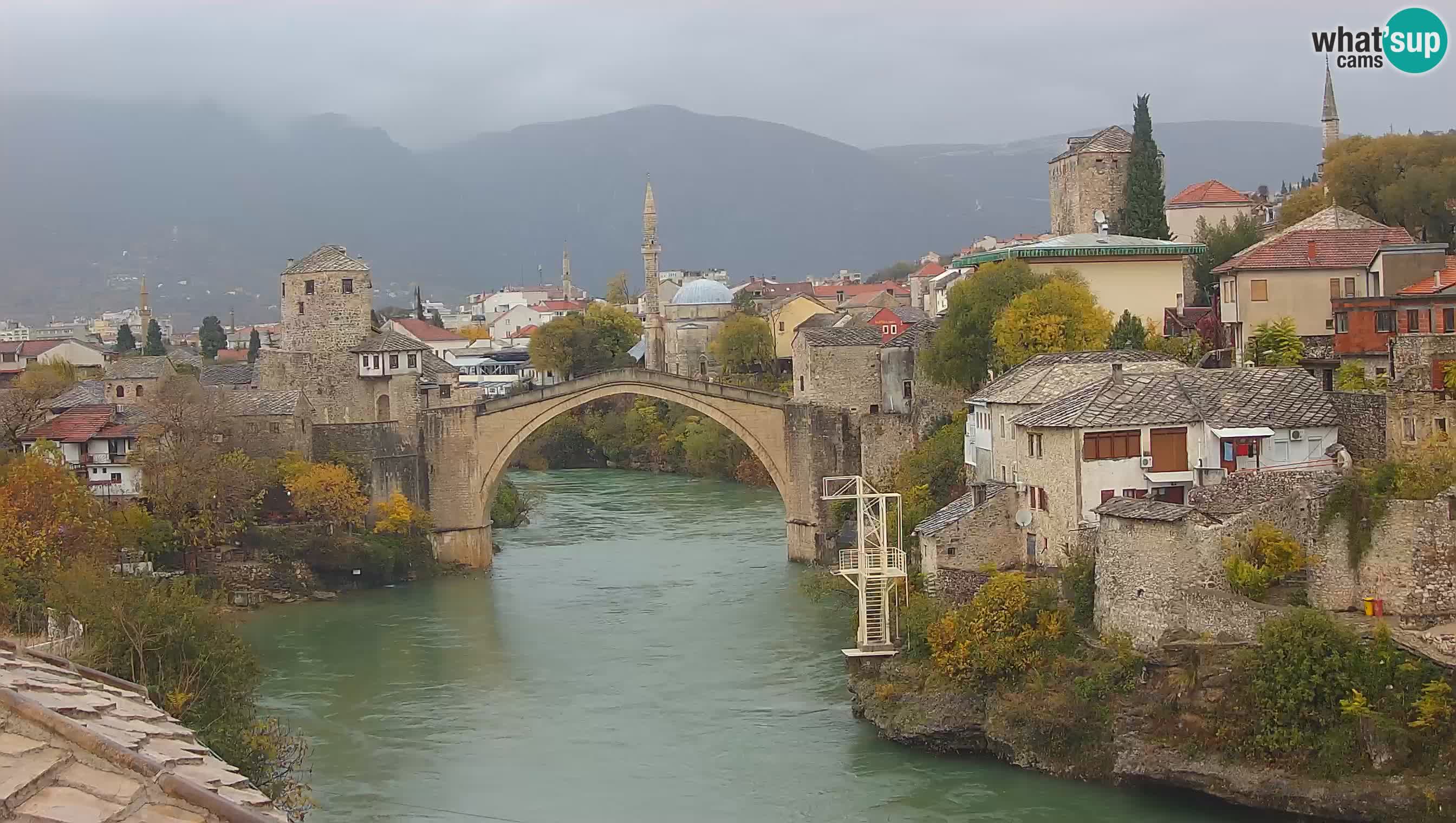 Cámara web de Mostar – El Viejo Puente sobre el río Neretva