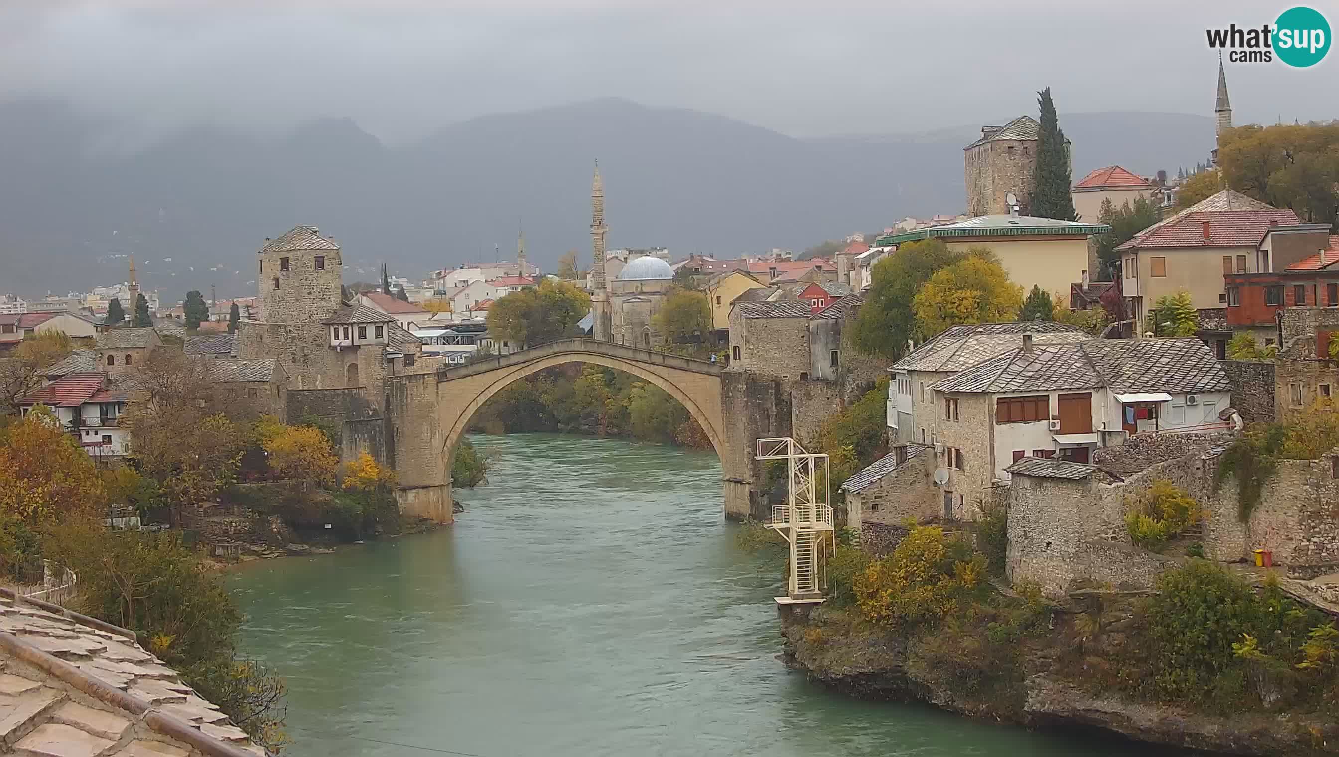 Cámara web de Mostar – El Viejo Puente sobre el río Neretva