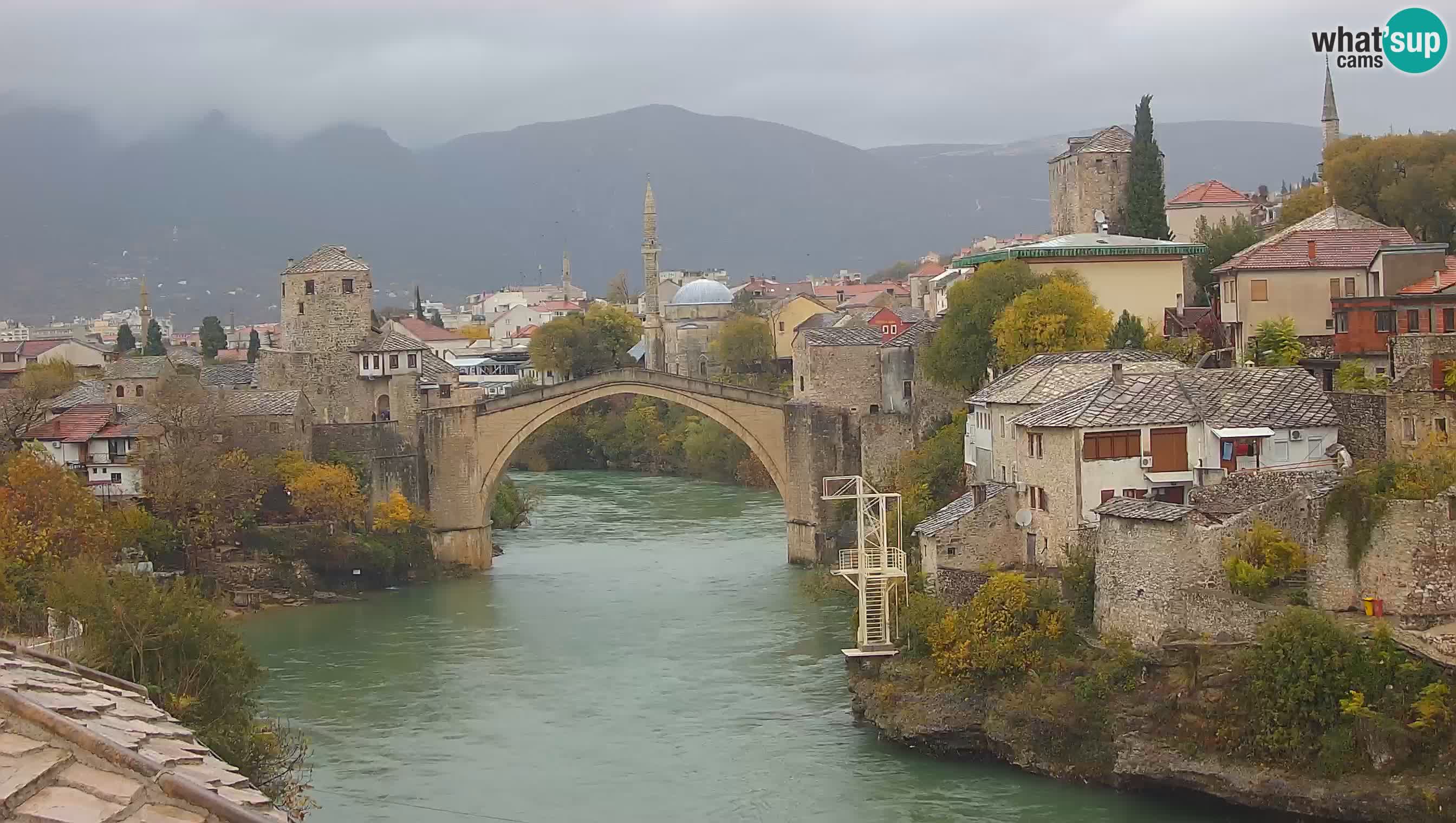 Cámara web de Mostar – El Viejo Puente sobre el río Neretva