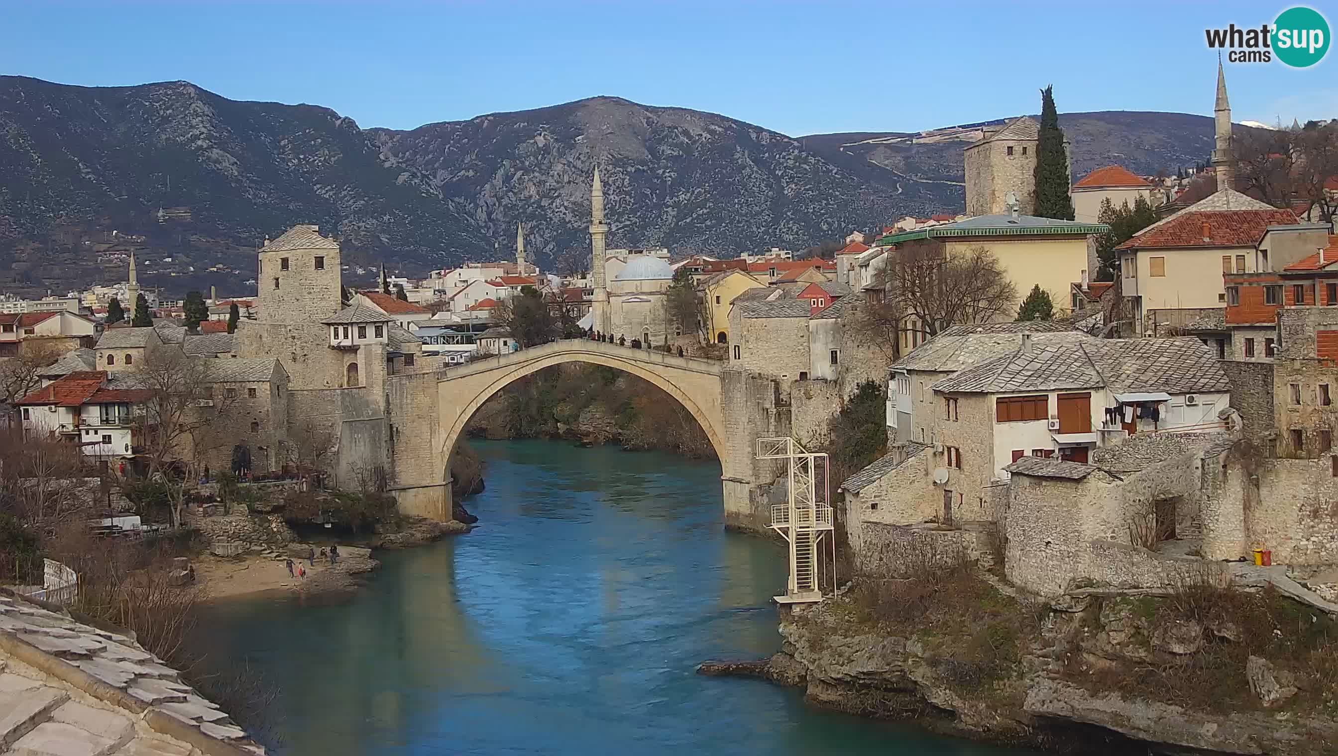 Cámara web de Mostar – El Viejo Puente sobre el río Neretva