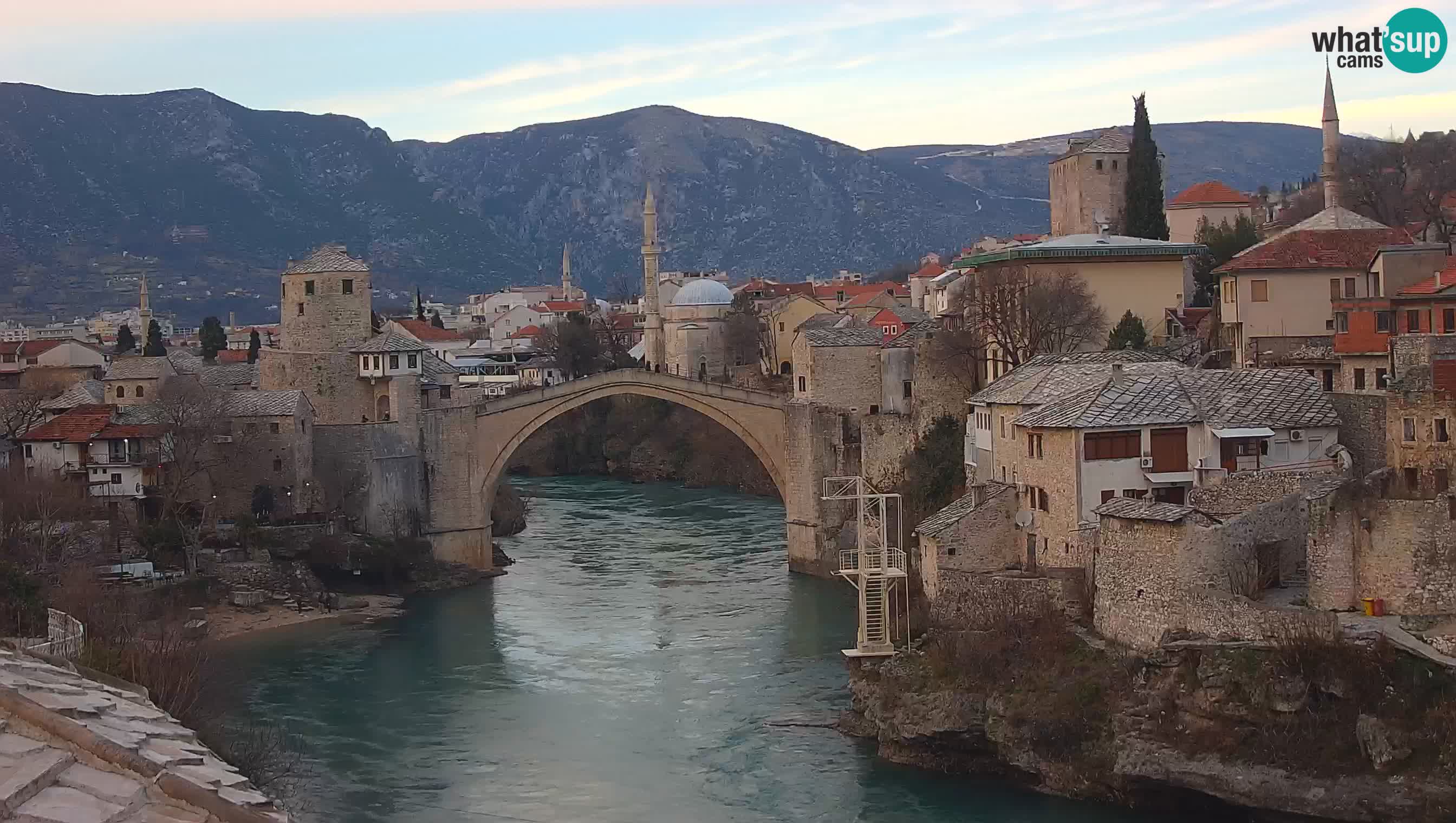 Webcam de Mostar – Le Vieux Pont sur la rivière Neretva