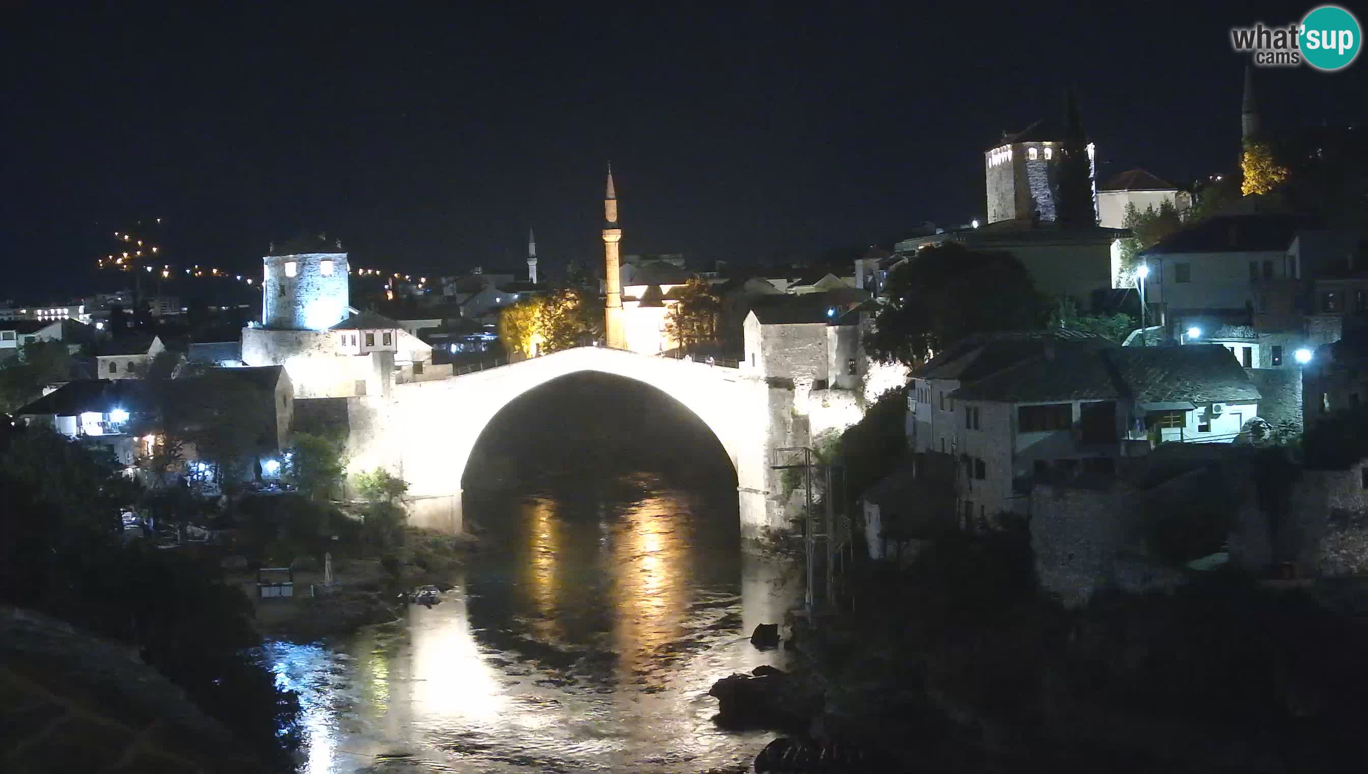 Mostar webkamera – Die Alte Brücke über den Fluss Neretva