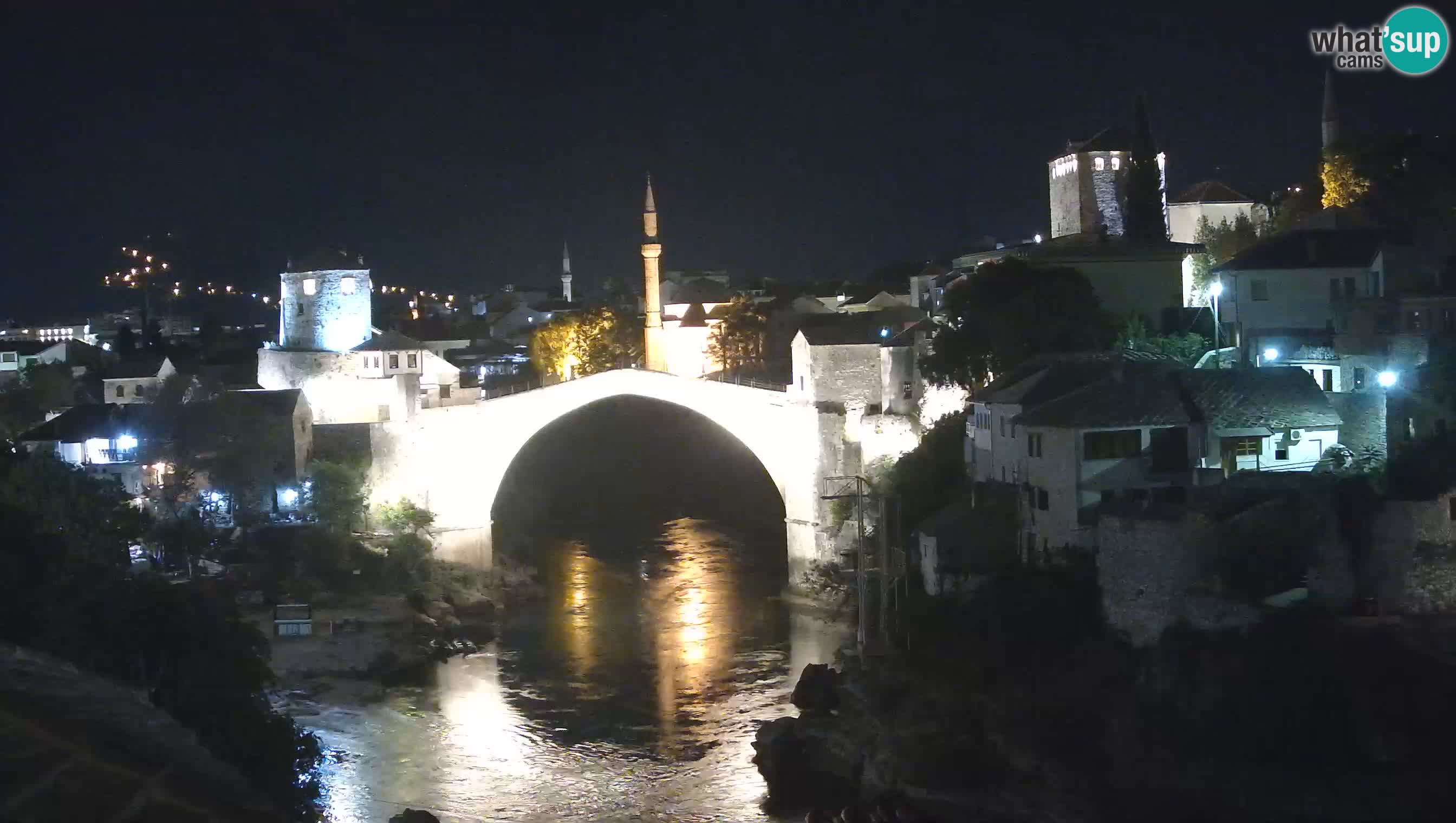 Mostar webkamera – Die Alte Brücke über den Fluss Neretva
