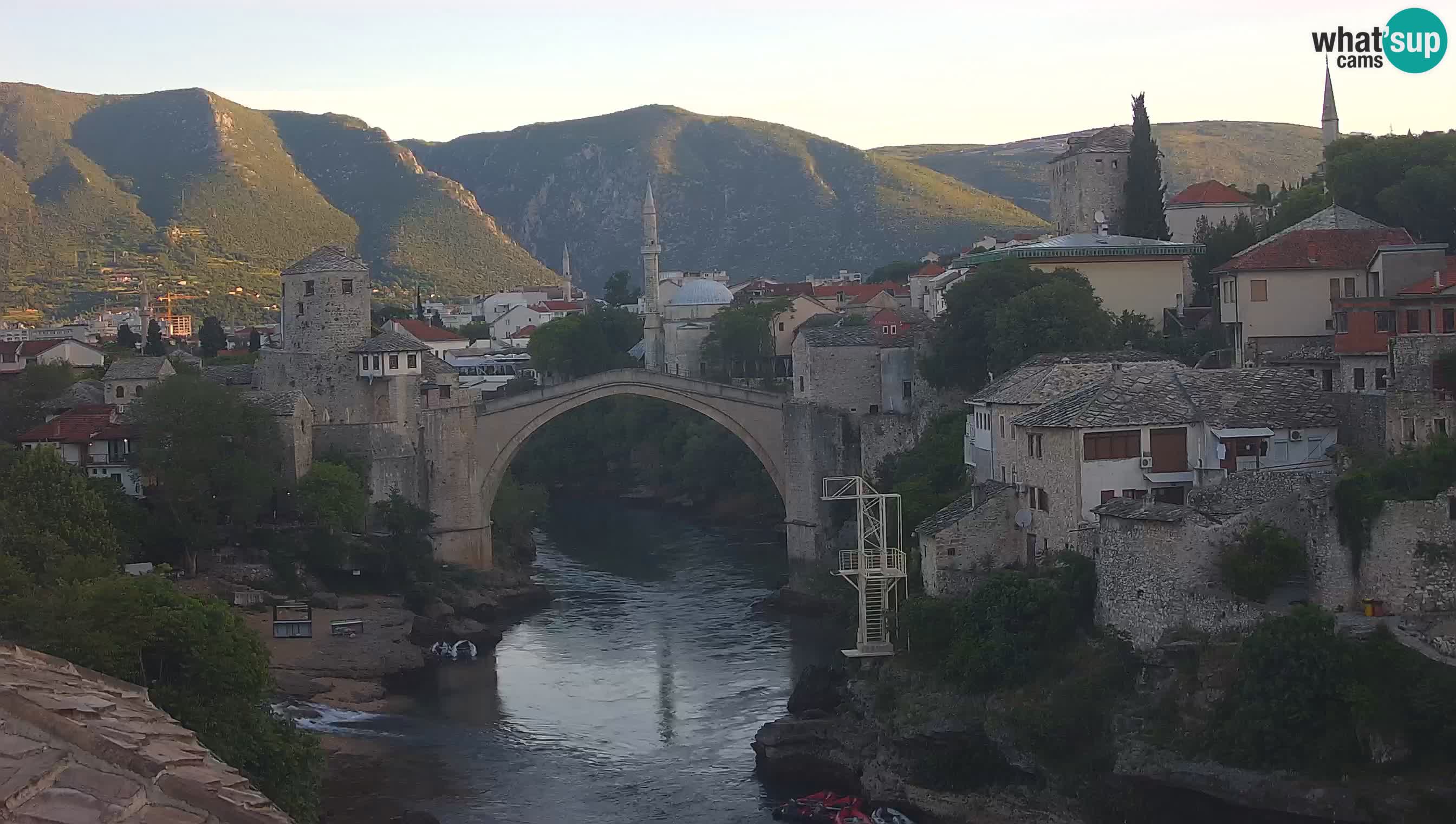 Cámara web de Mostar – El Viejo Puente sobre el río Neretva