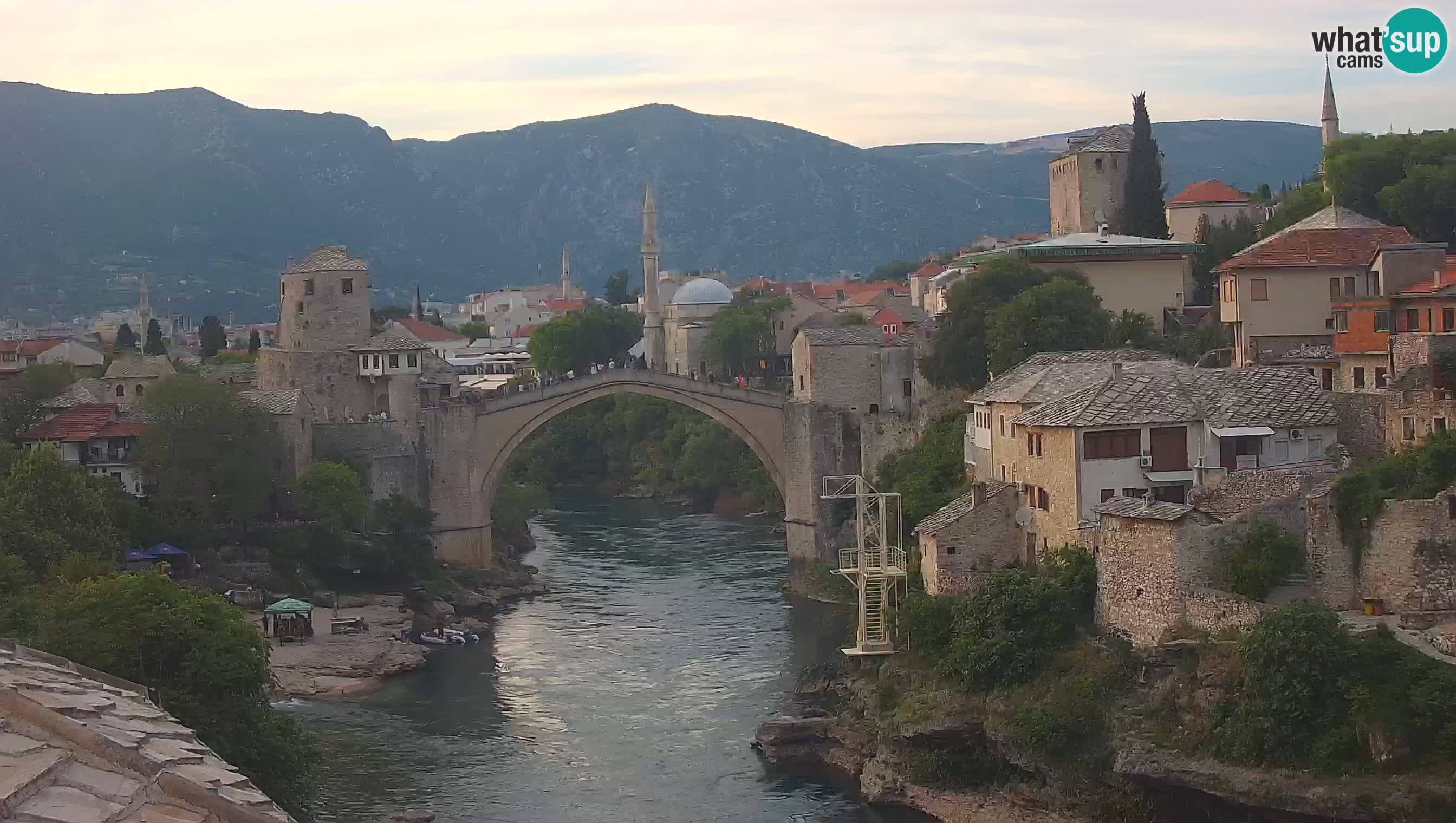 Cámara web de Mostar – El Viejo Puente sobre el río Neretva