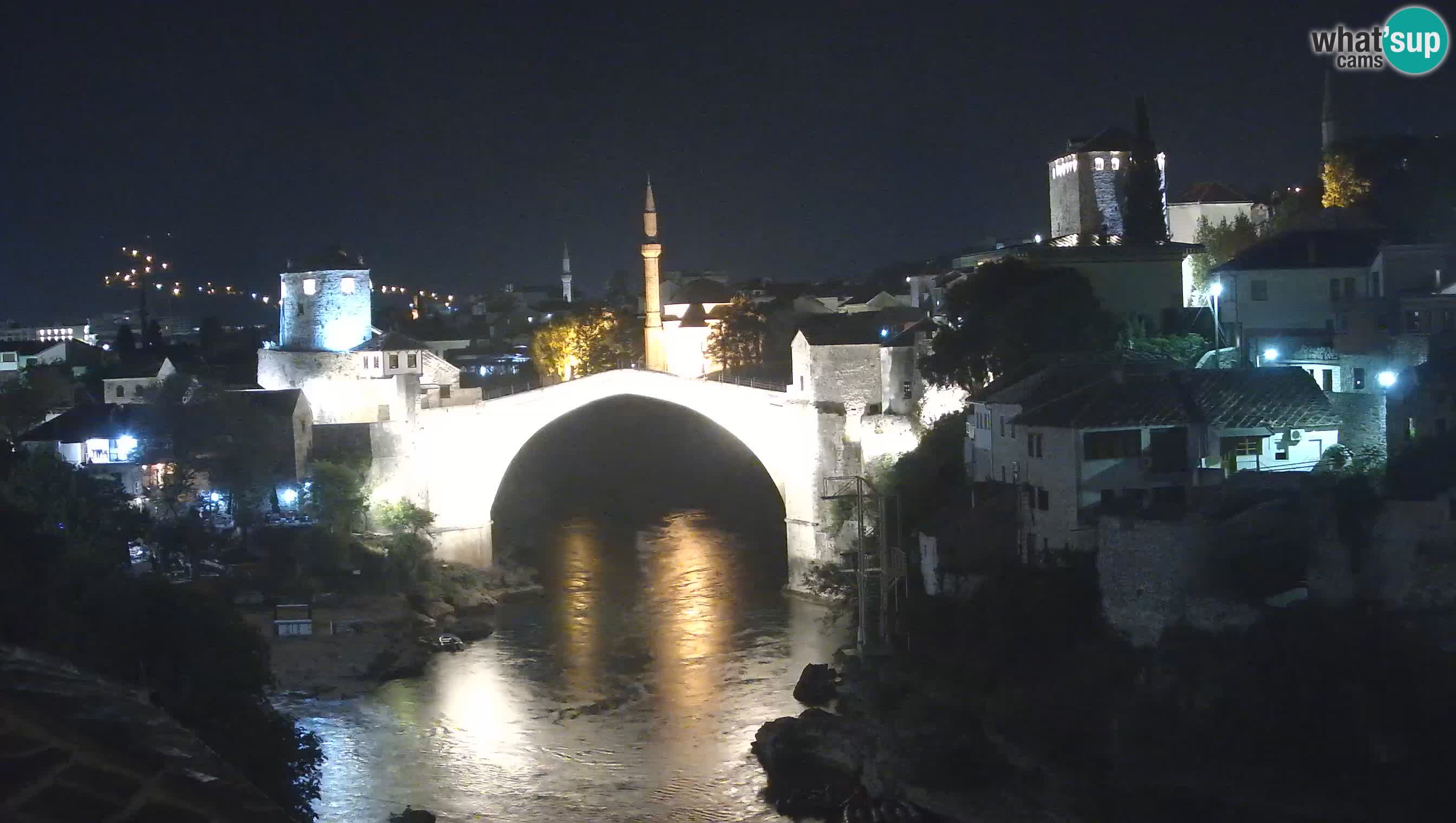 Mostar webkamera – Die Alte Brücke über den Fluss Neretva