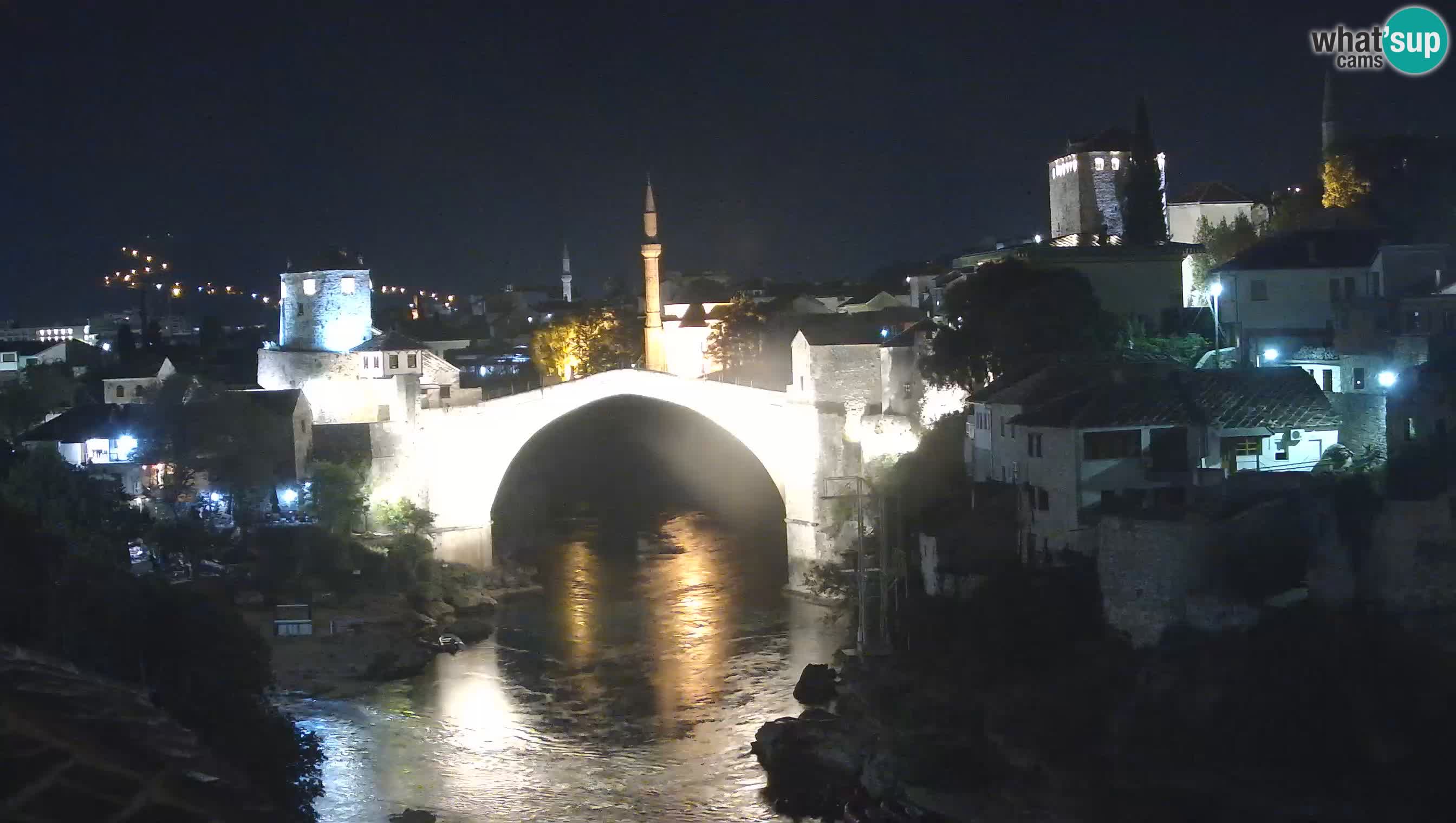 Mostar webkamera – Die Alte Brücke über den Fluss Neretva