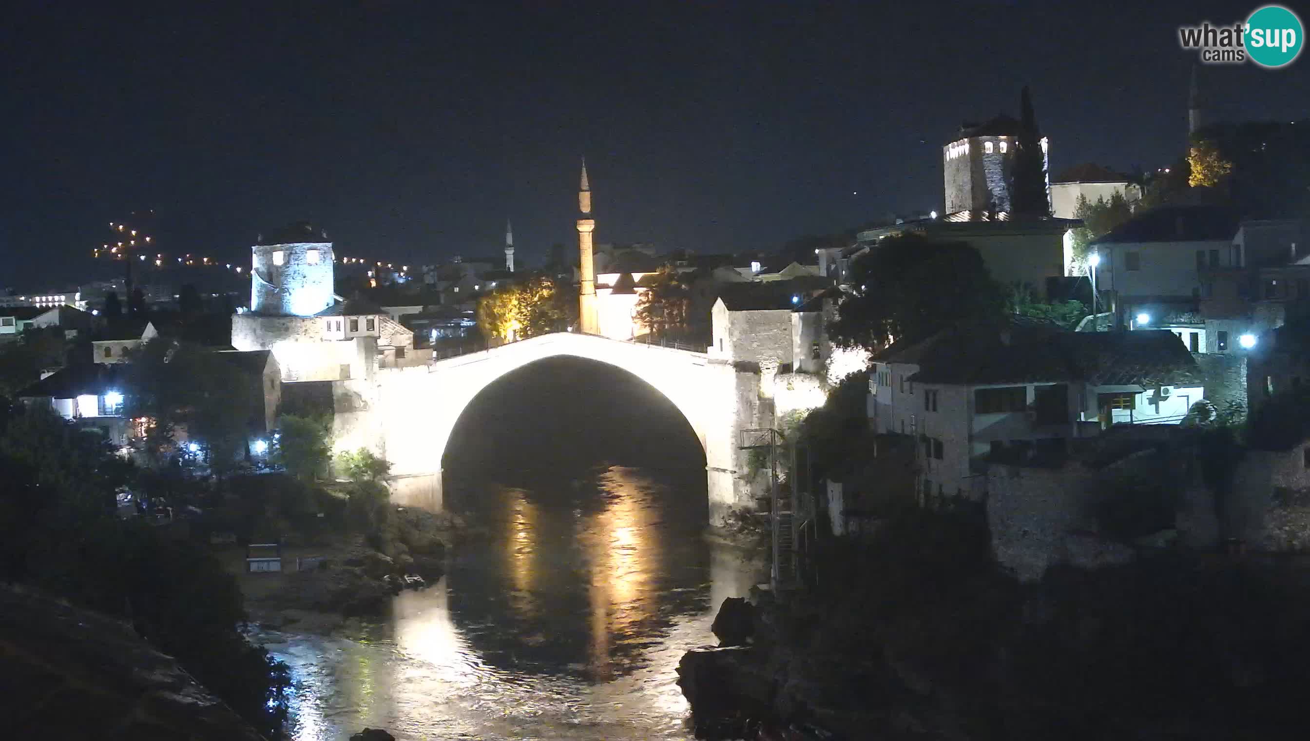 Mostar webkamera – Die Alte Brücke über den Fluss Neretva