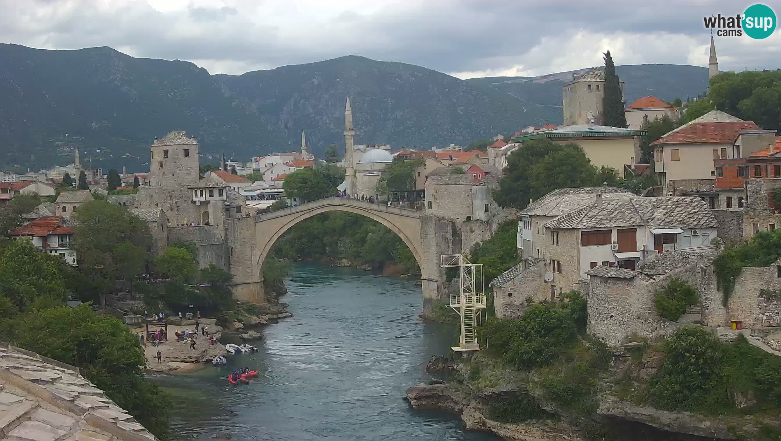 Cámara web de Mostar – El Viejo Puente sobre el río Neretva