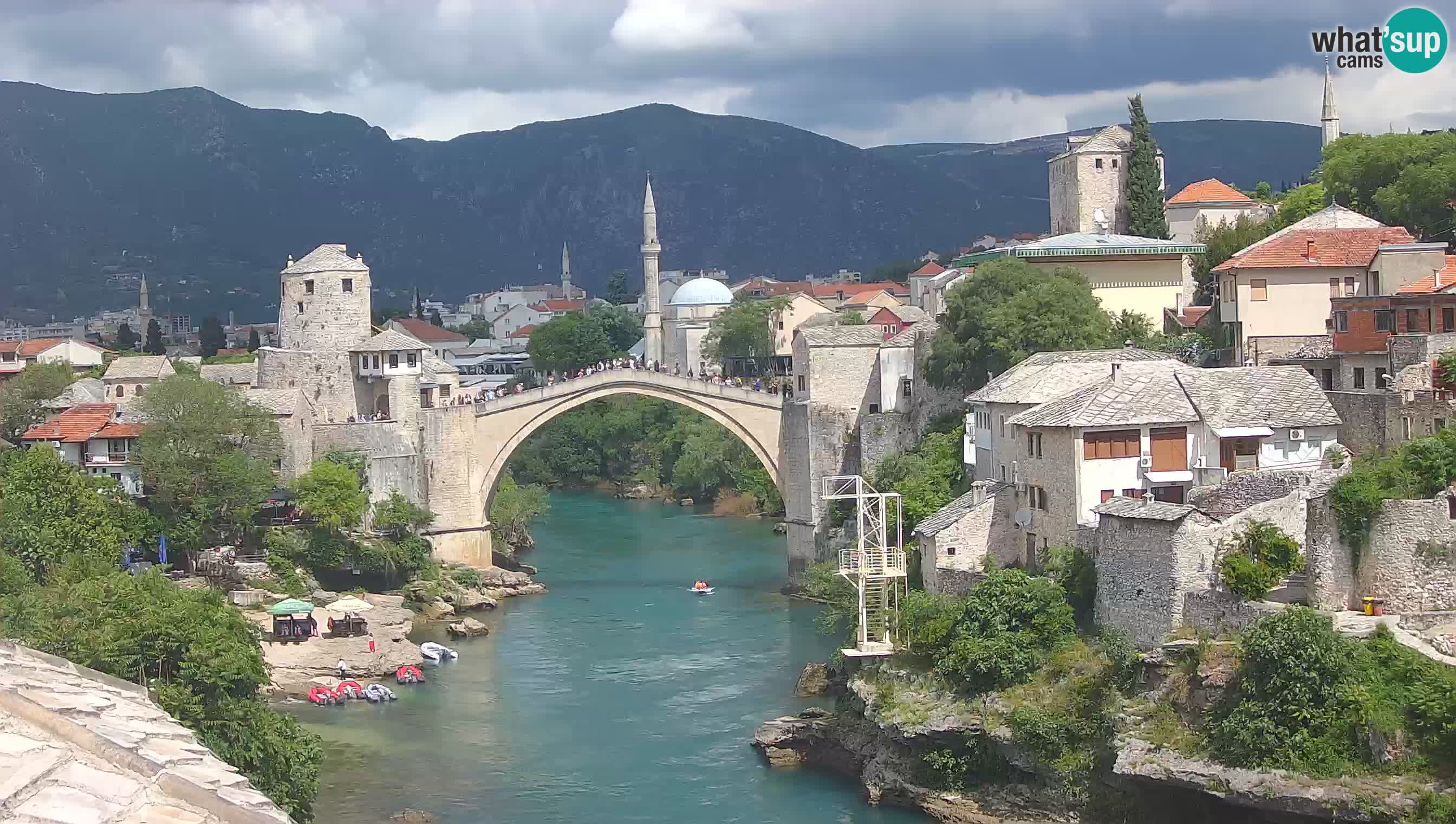 Cámara web de Mostar – El Viejo Puente sobre el río Neretva