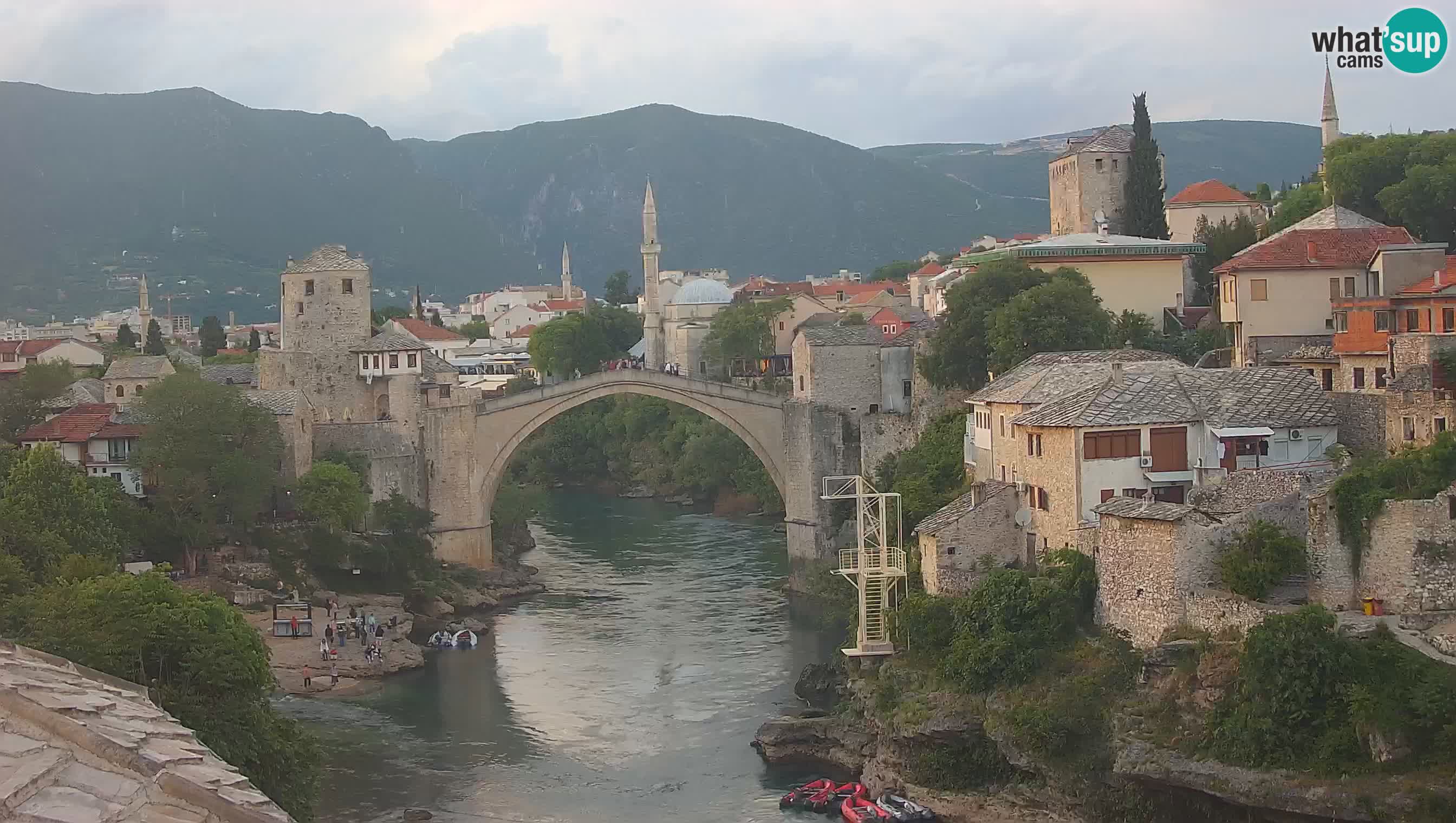Cámara web de Mostar – El Viejo Puente sobre el río Neretva
