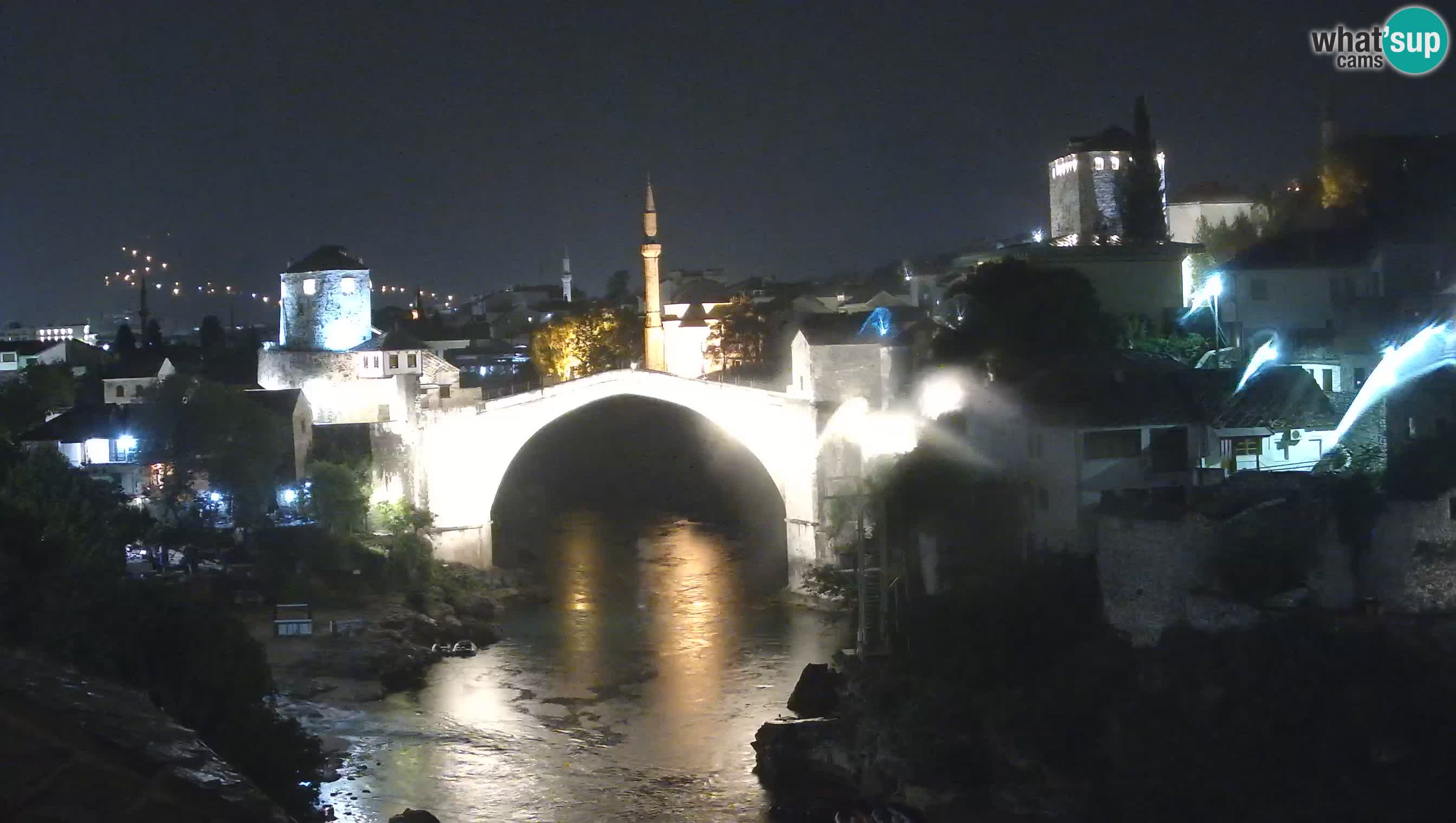 Mostar webkamera – Die Alte Brücke über den Fluss Neretva