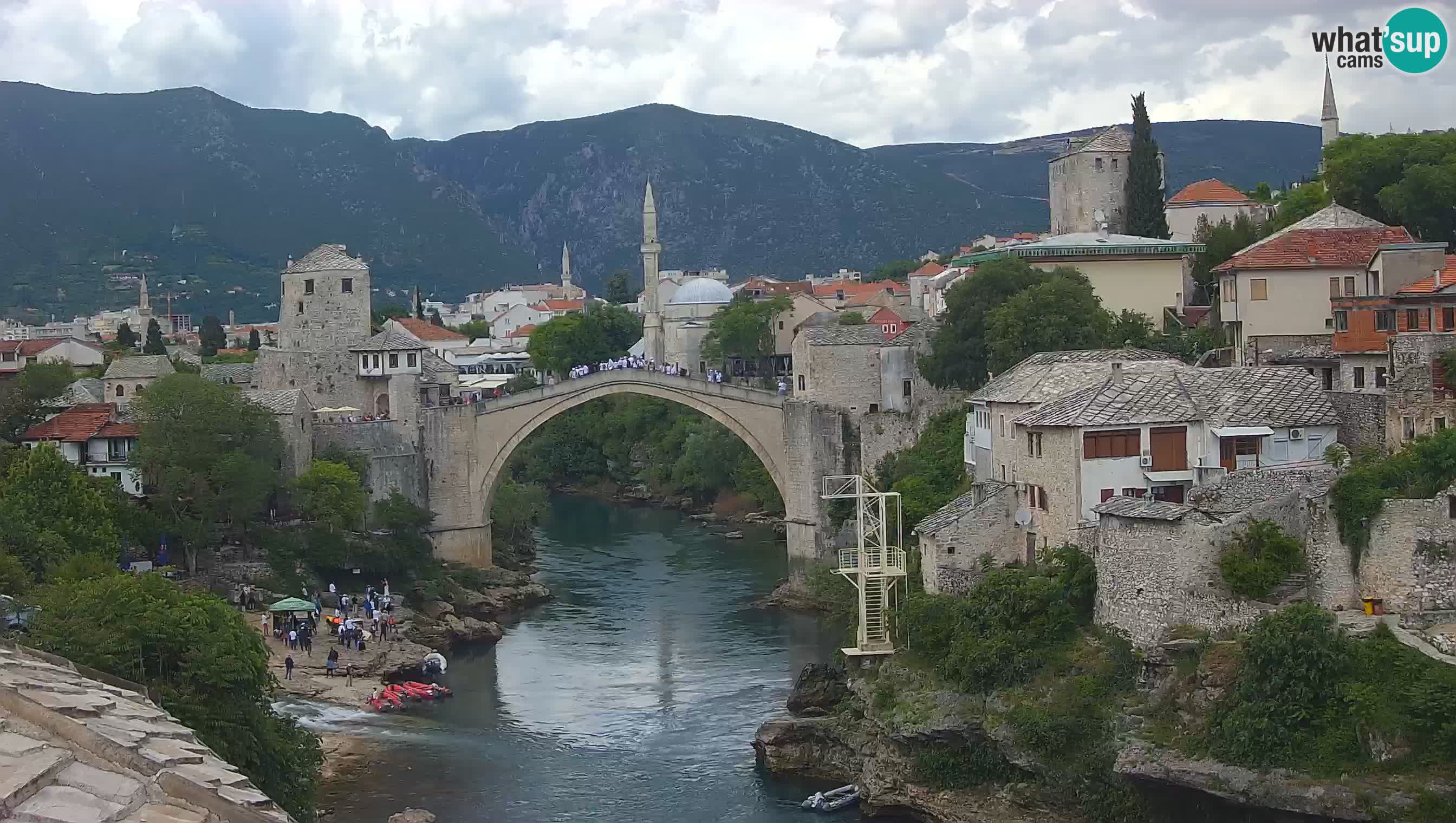 Cámara web de Mostar – El Viejo Puente sobre el río Neretva