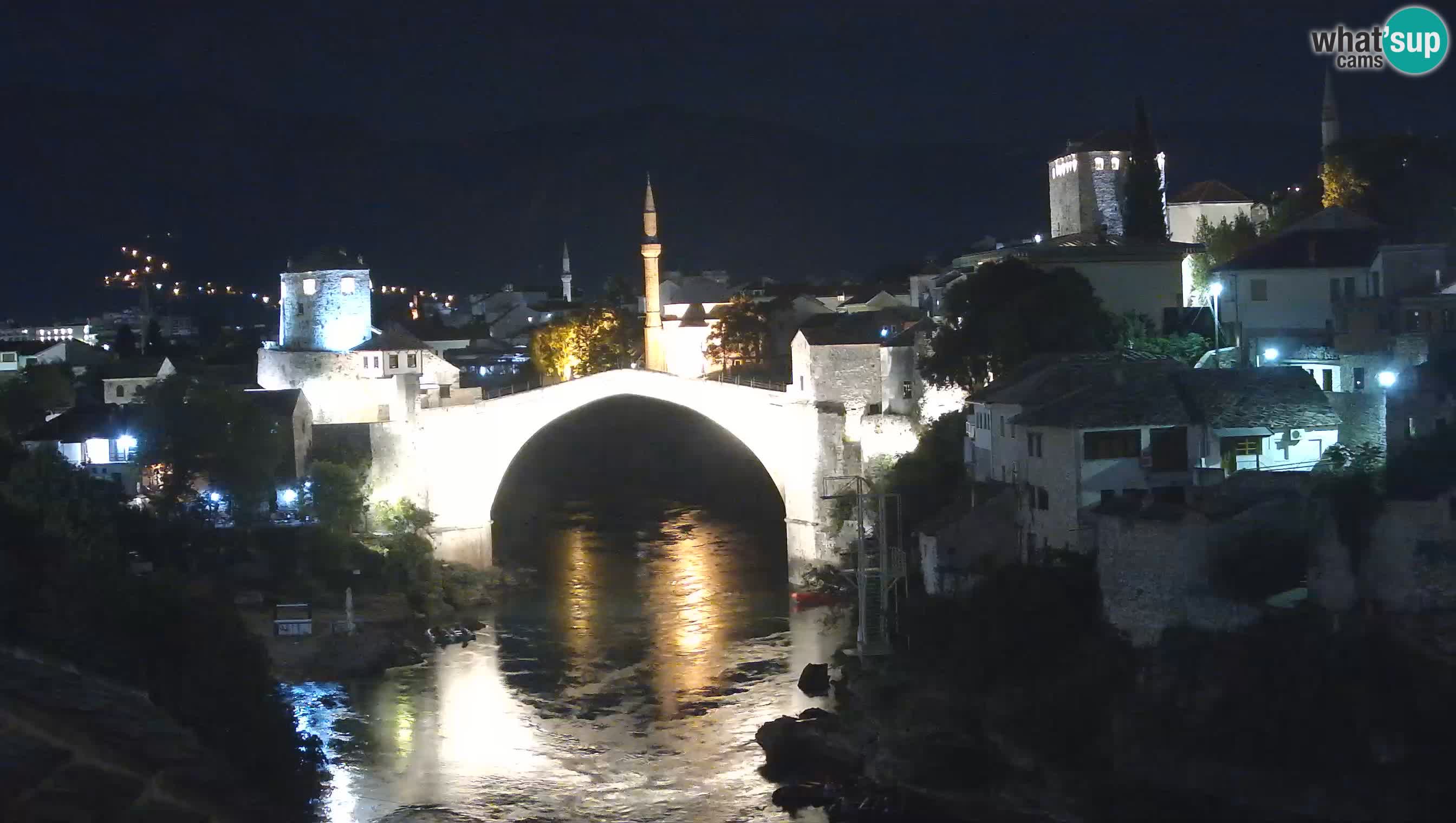 Mostar webkamera – Die Alte Brücke über den Fluss Neretva
