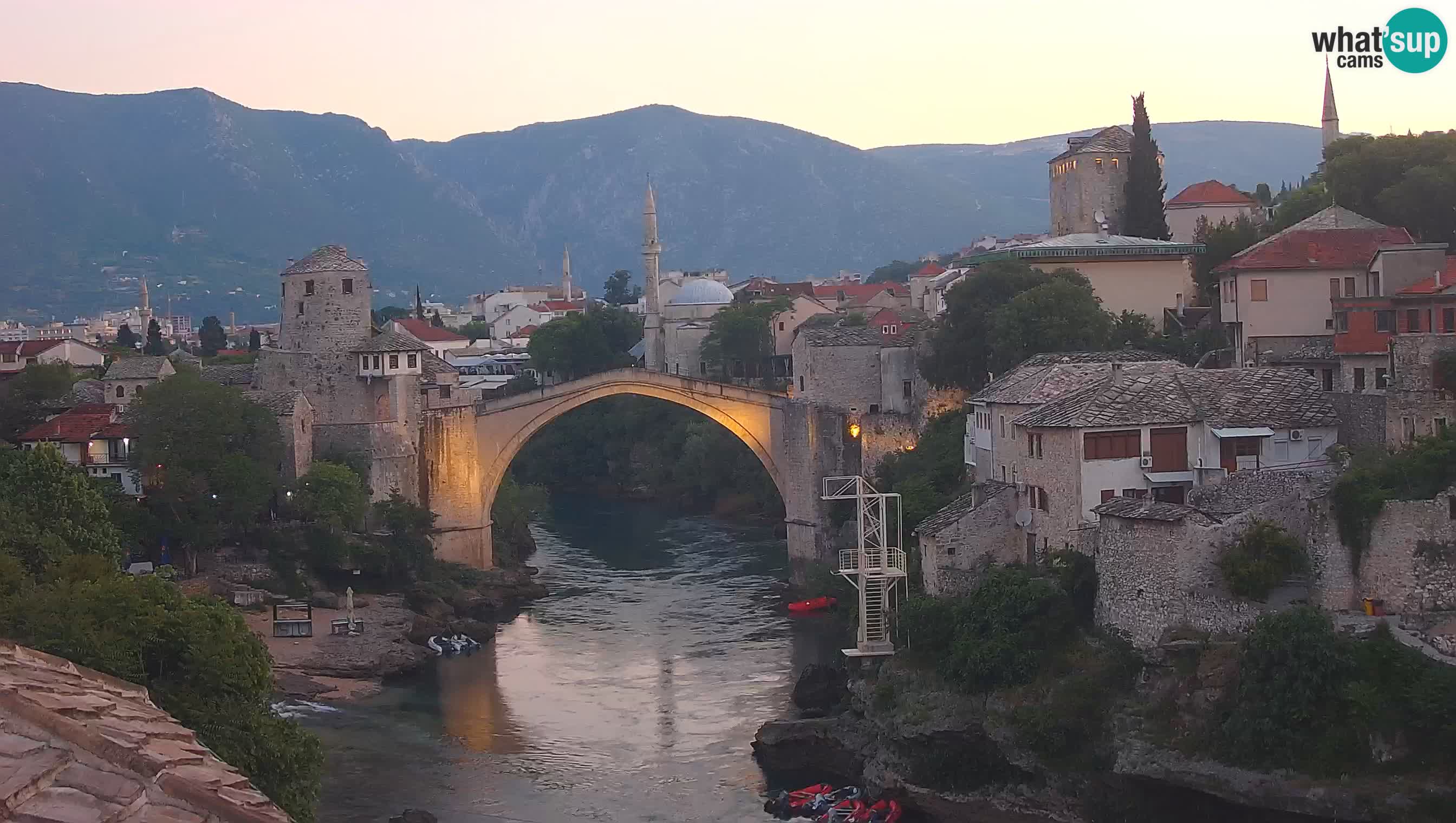 Cámara web de Mostar – El Viejo Puente sobre el río Neretva