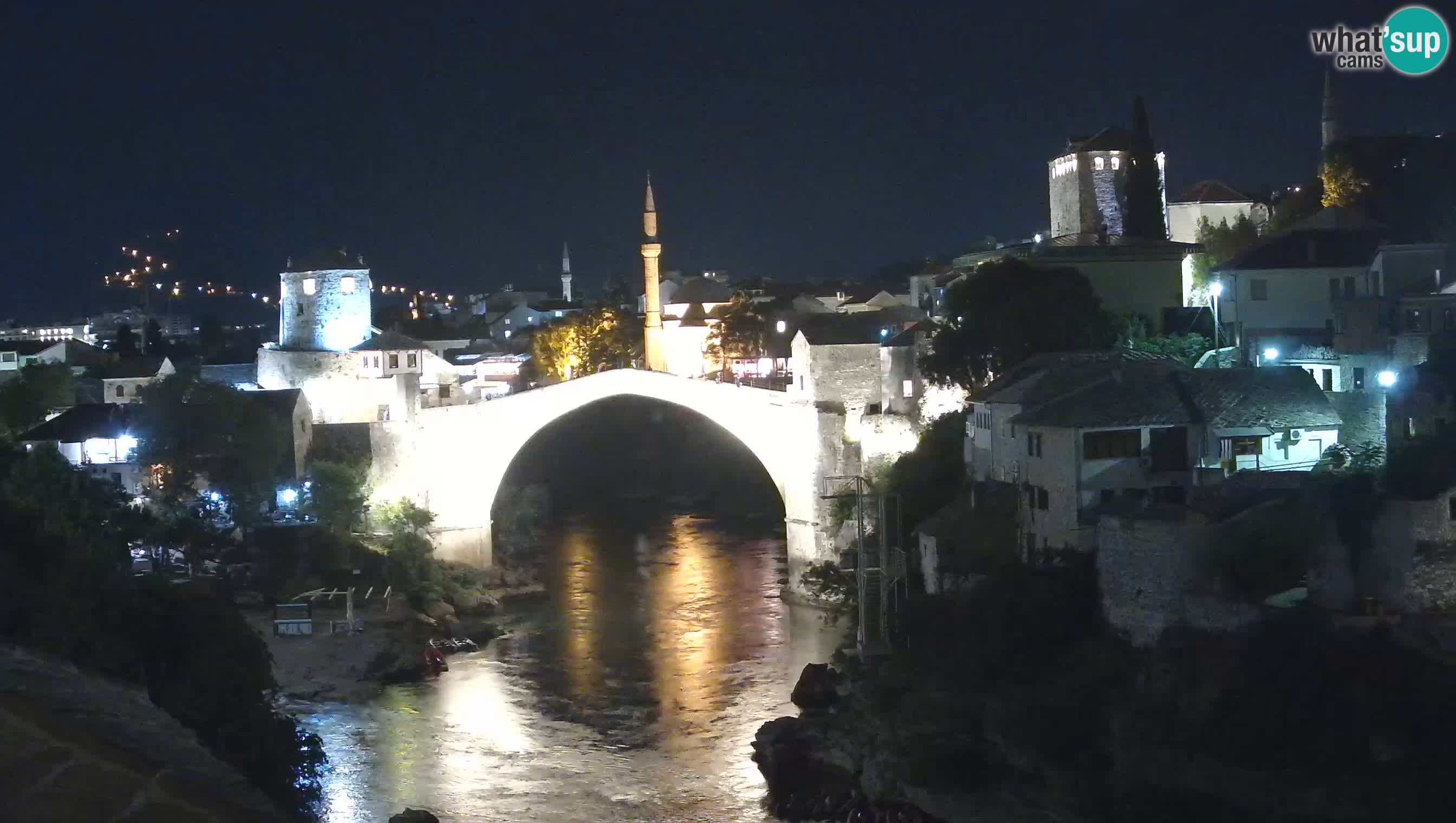 Mostar webkamera – Die Alte Brücke über den Fluss Neretva