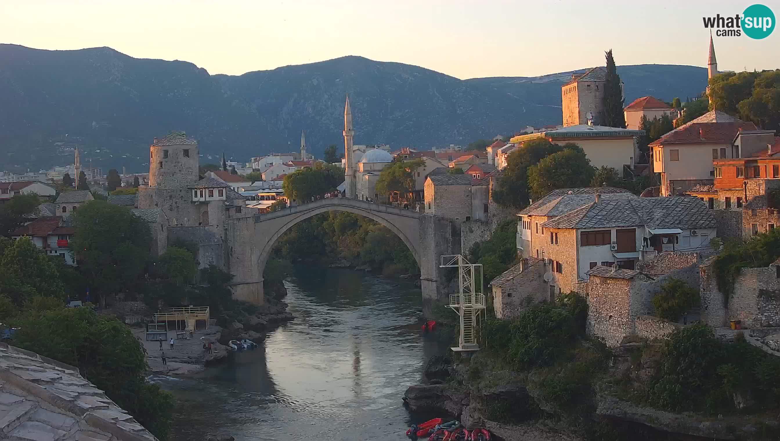 Cámara web de Mostar – El Viejo Puente sobre el río Neretva