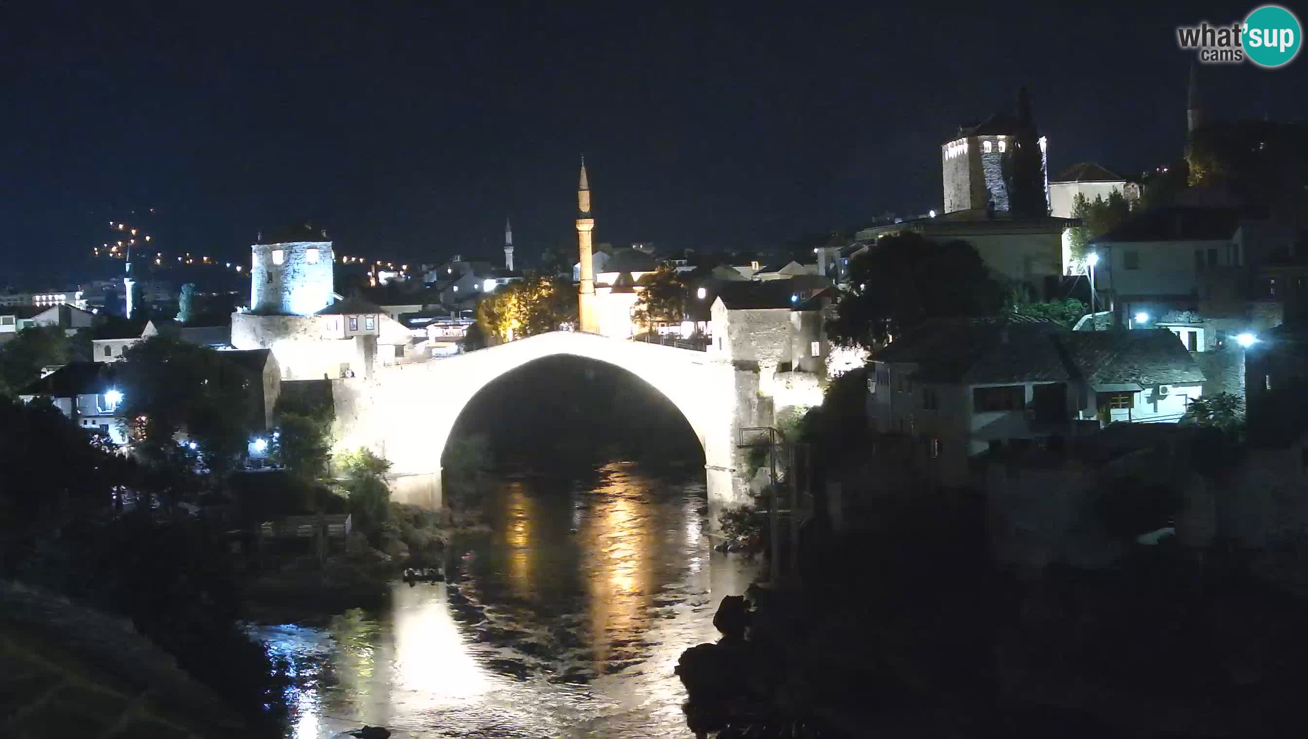 Mostar webkamera – Die Alte Brücke über den Fluss Neretva