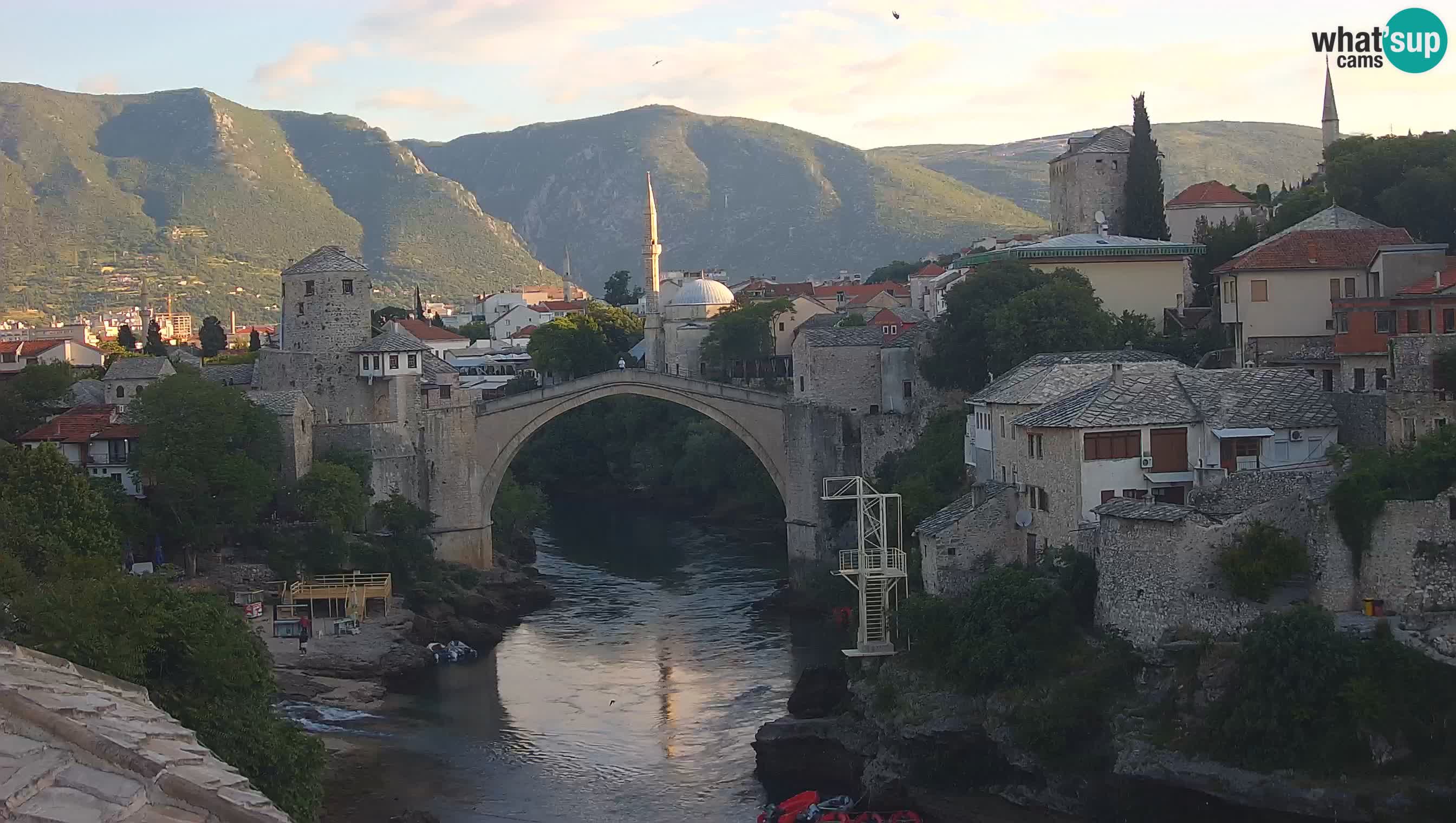 Cámara web de Mostar – El Viejo Puente sobre el río Neretva