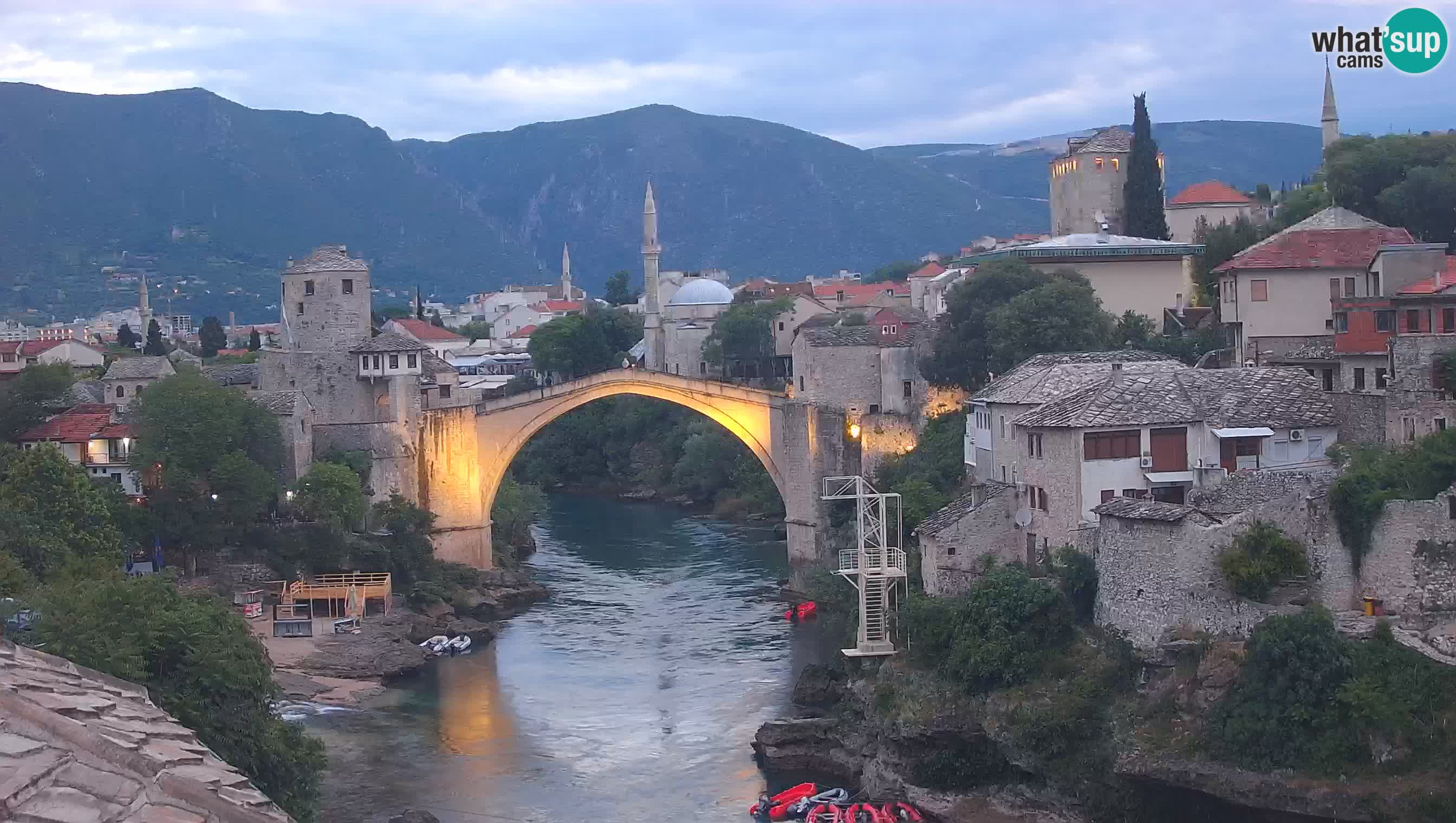 Cámara web de Mostar – El Viejo Puente sobre el río Neretva
