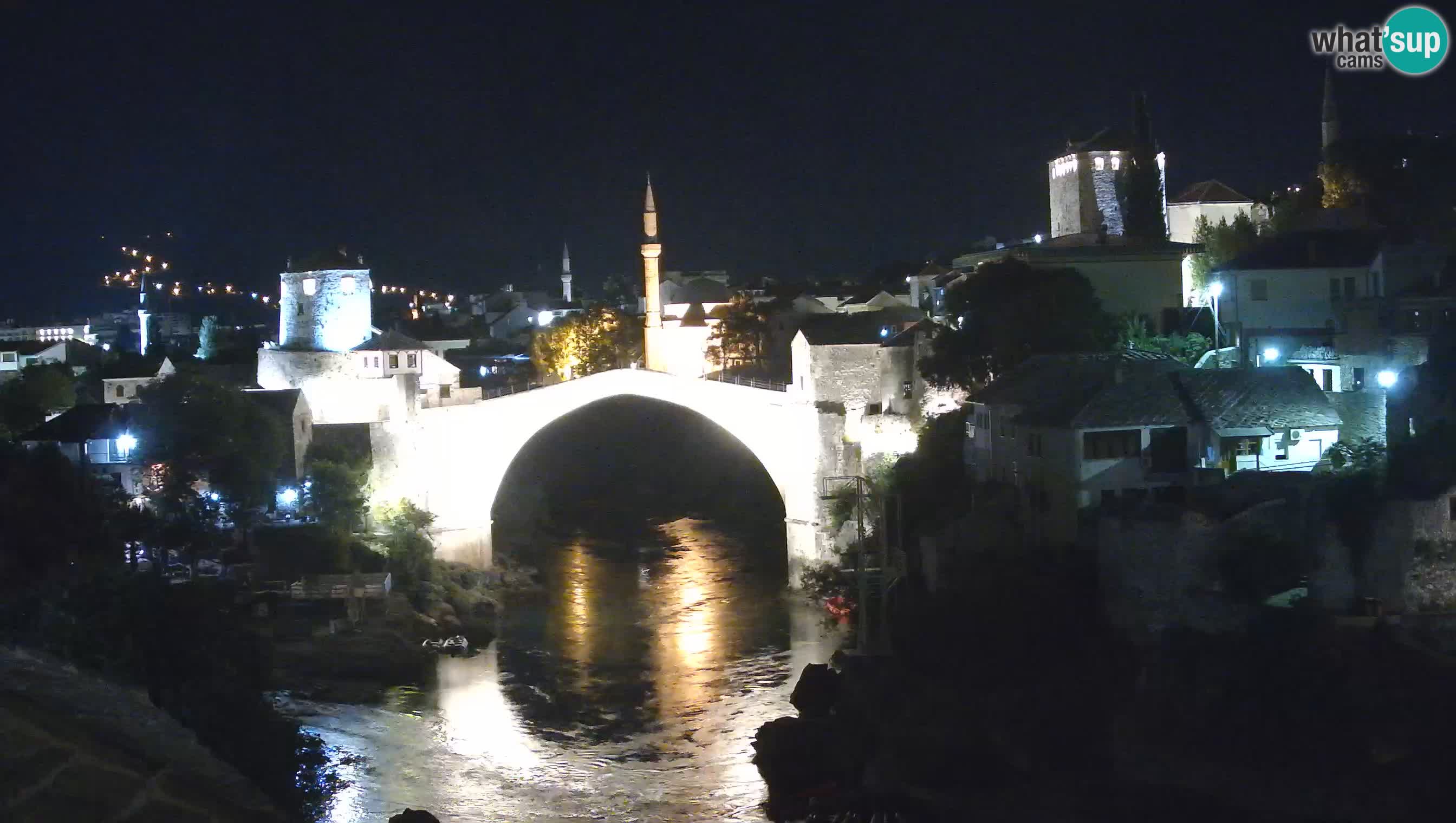 Mostar webkamera – Die Alte Brücke über den Fluss Neretva