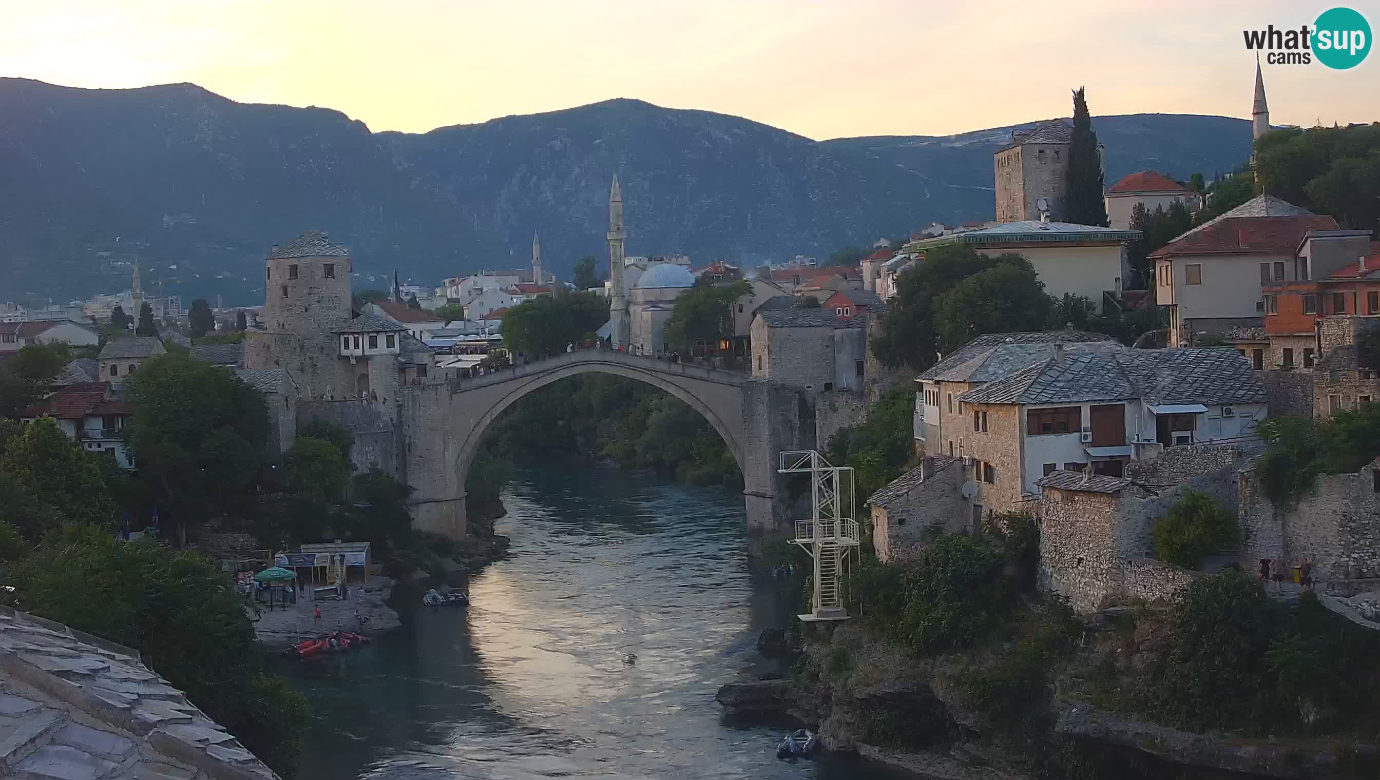 Webcam de Mostar – Le Vieux Pont sur la rivière Neretva