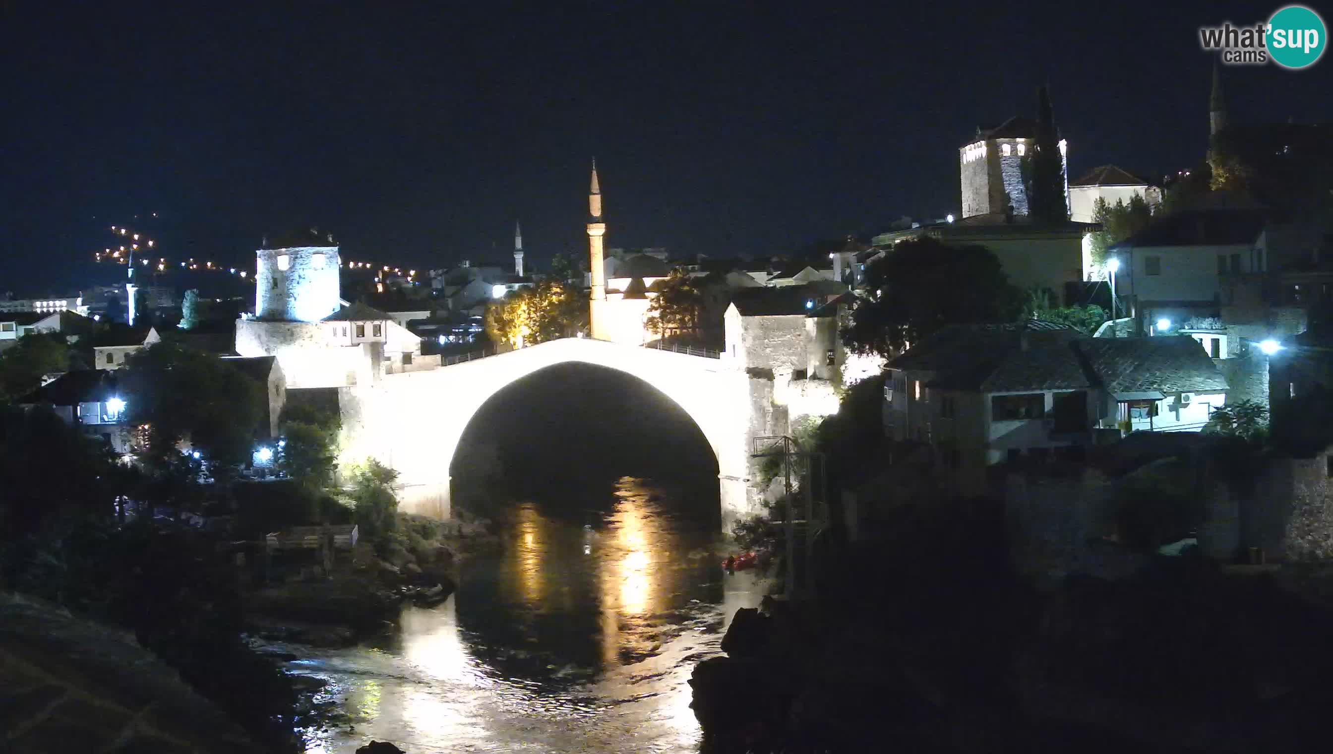 Mostar webkamera – Die Alte Brücke über den Fluss Neretva