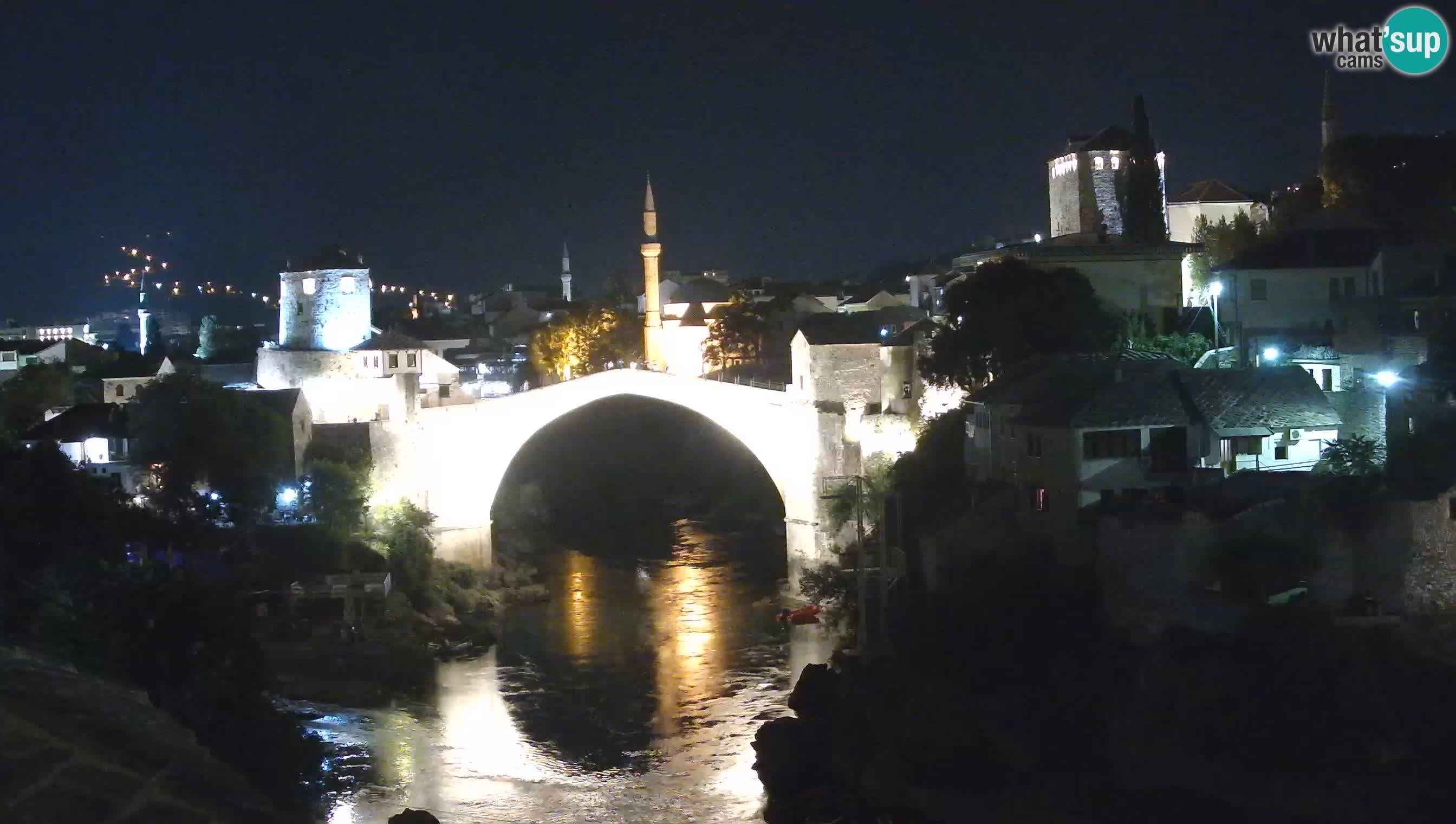 Mostar webkamera – Die Alte Brücke über den Fluss Neretva