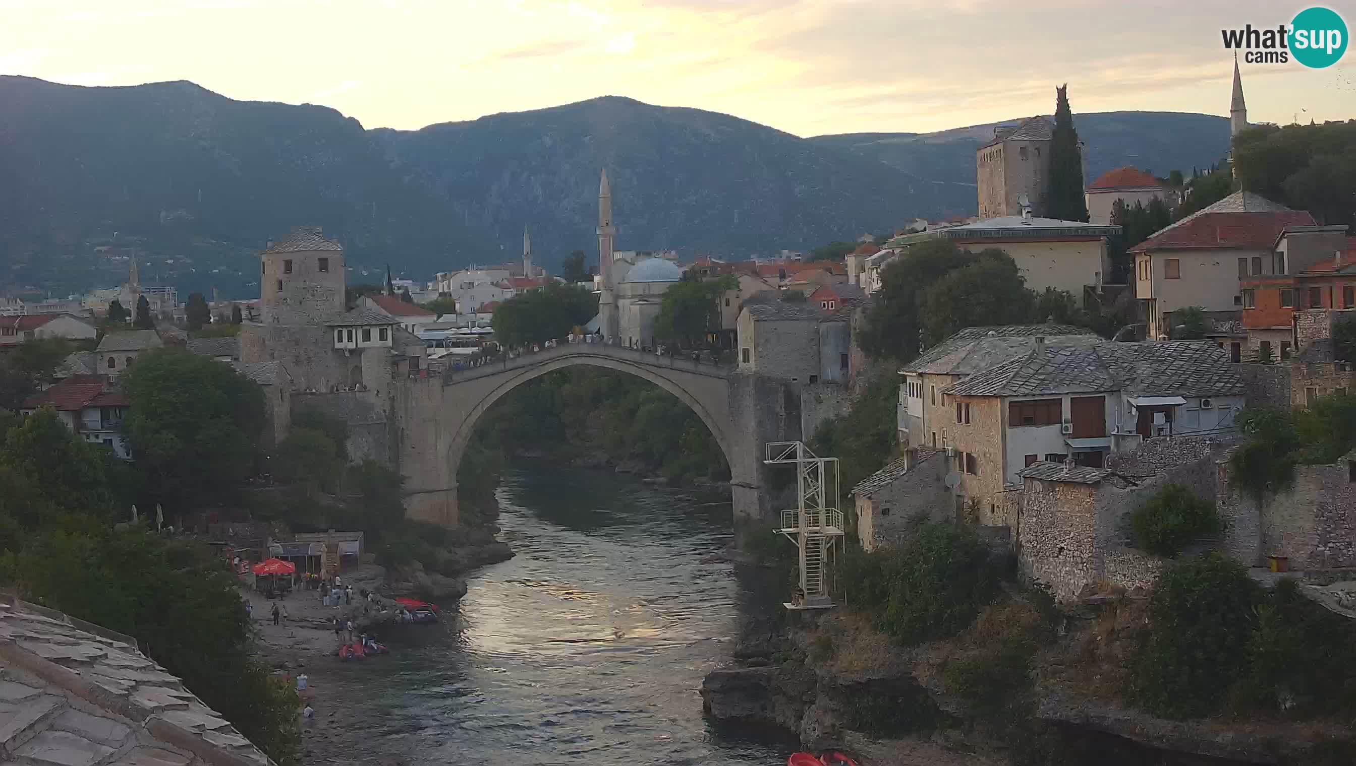 Cámara web de Mostar – El Viejo Puente sobre el río Neretva