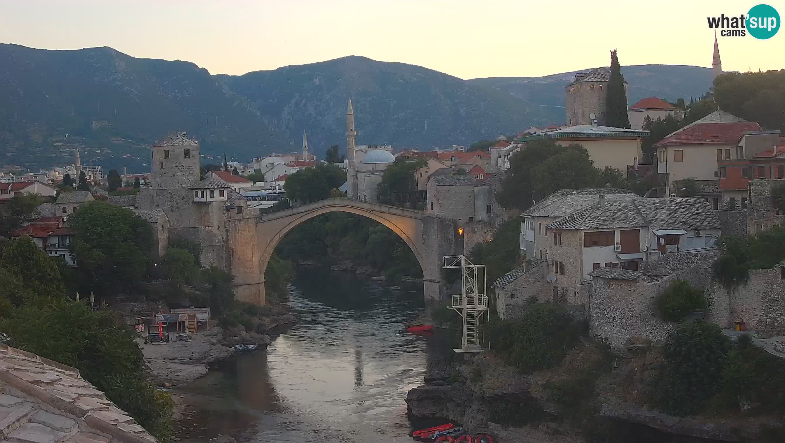 Cámara web de Mostar – El Viejo Puente sobre el río Neretva