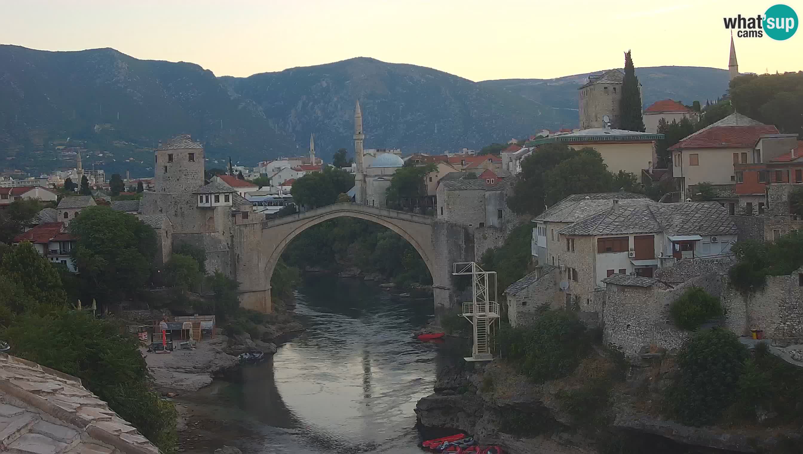 Cámara web de Mostar – El Viejo Puente sobre el río Neretva