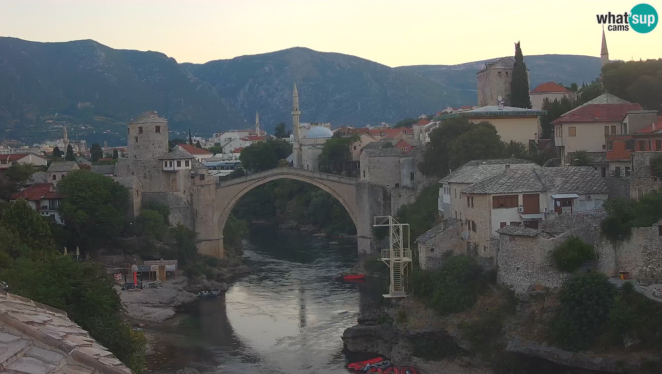 Cámara web de Mostar – El Viejo Puente sobre el río Neretva