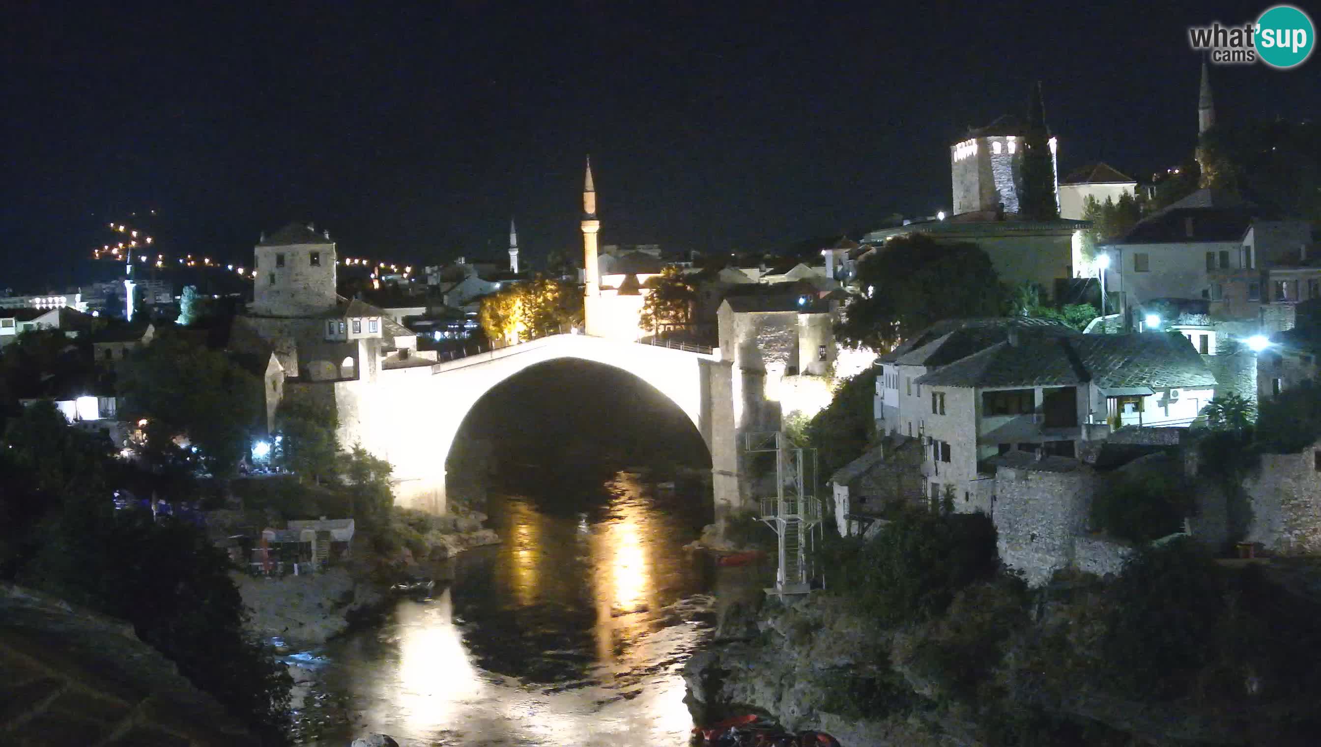 Mostar webkamera – Die Alte Brücke über den Fluss Neretva