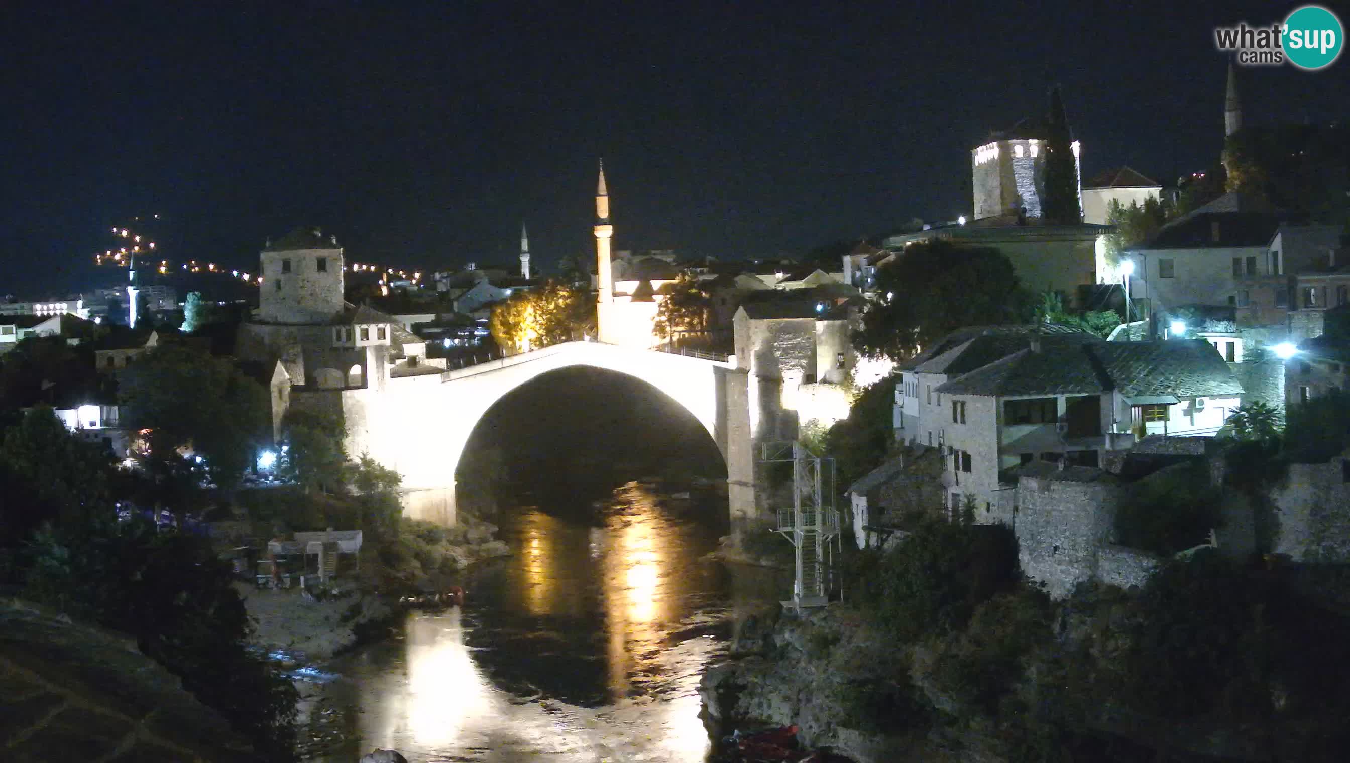 Mostar webkamera – Die Alte Brücke über den Fluss Neretva