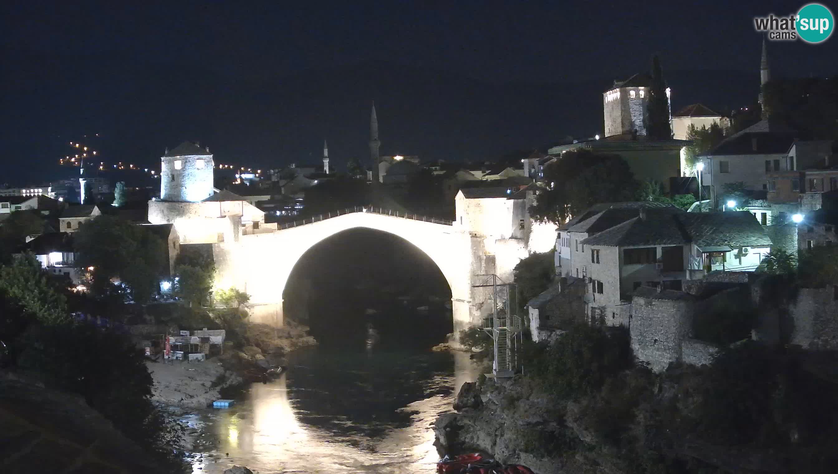 Mostar webkamera – Die Alte Brücke über den Fluss Neretva