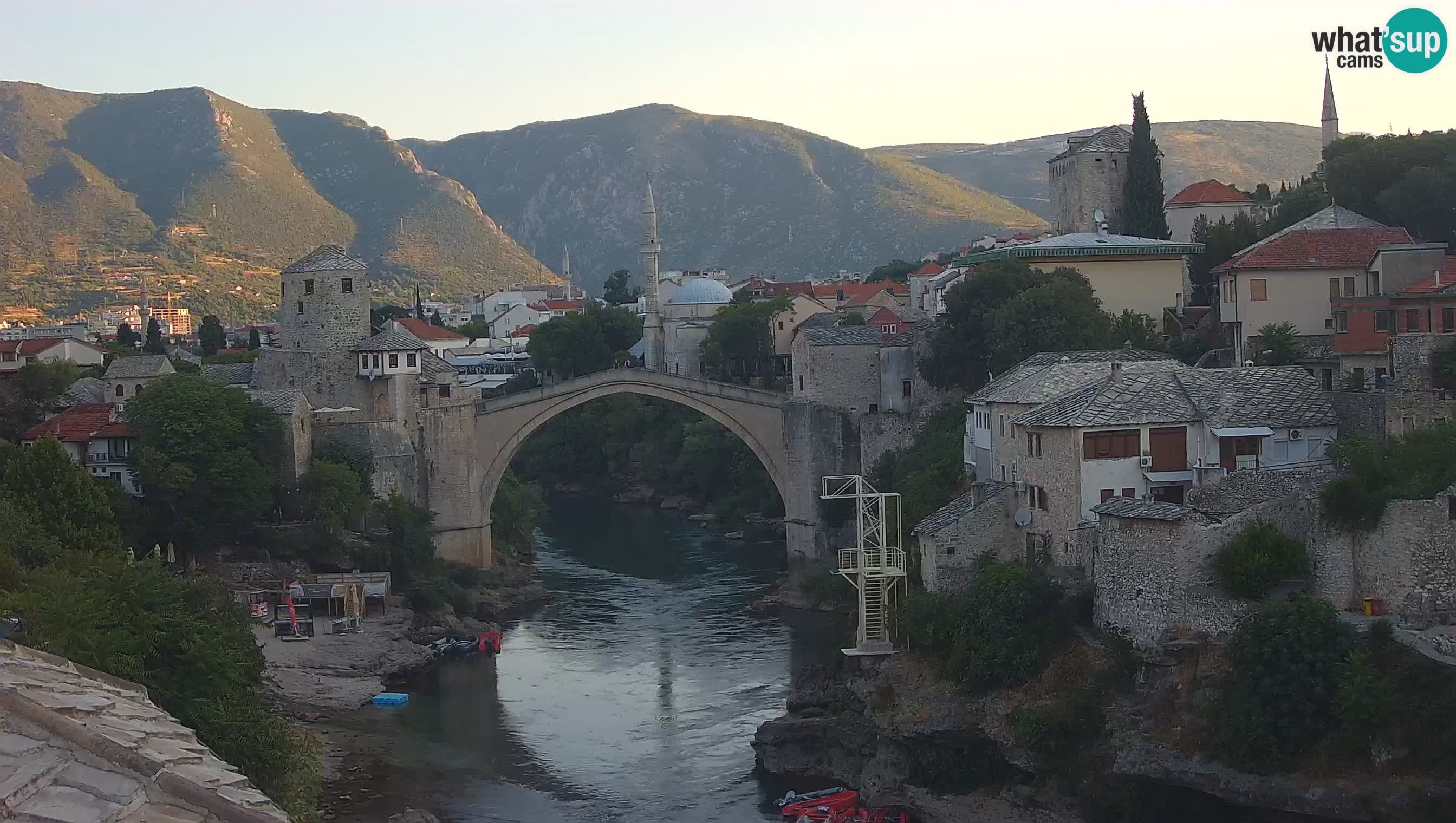 Cámara web de Mostar – El Viejo Puente sobre el río Neretva